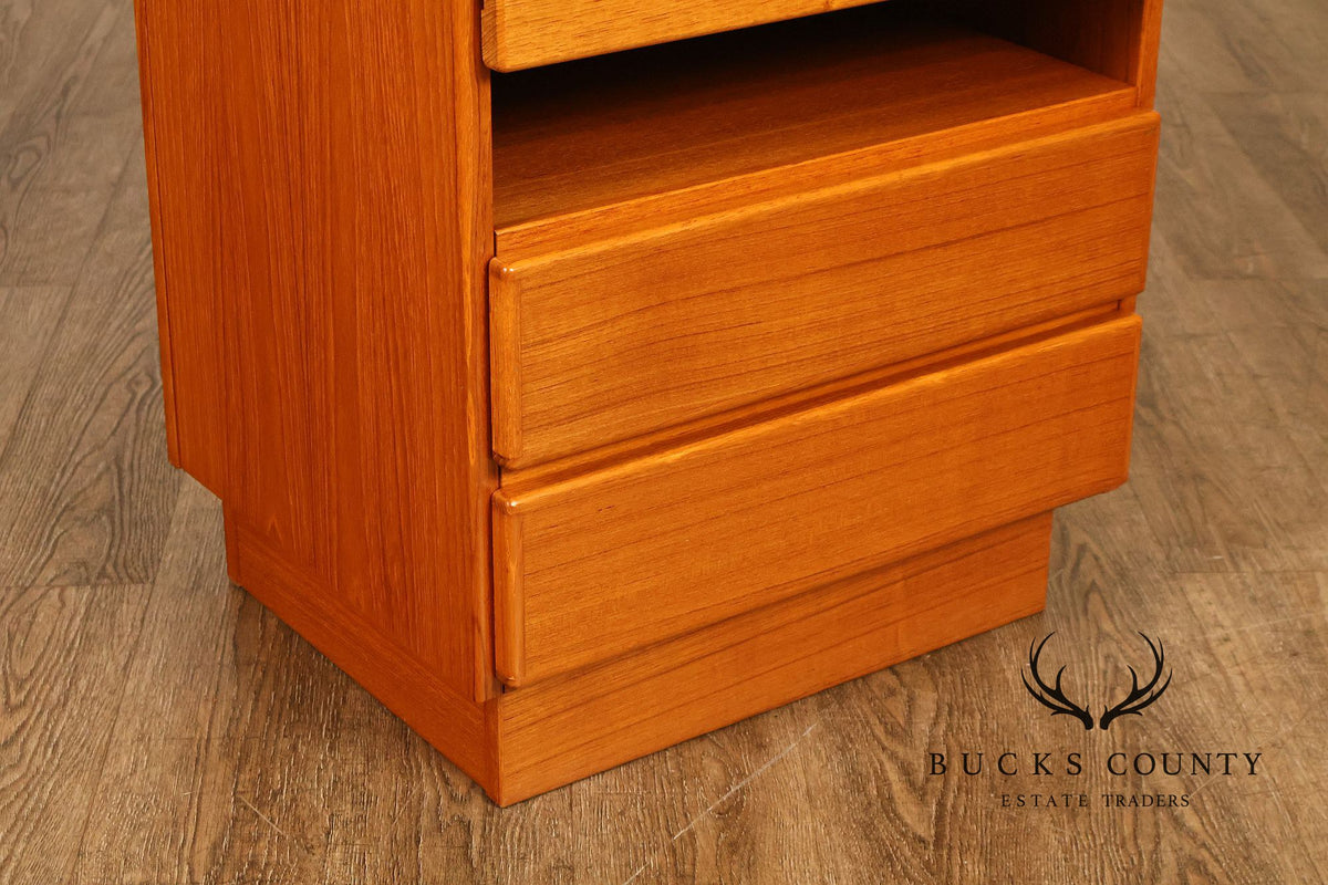 Scan Coll Danish Modern Pair of Teak Nightstands