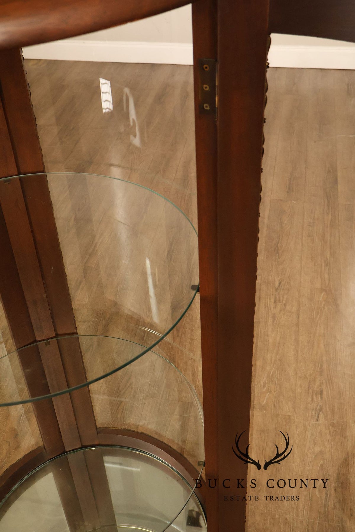 French Louis XV Style Mahogany Curved Glass Display Curio Cabinet