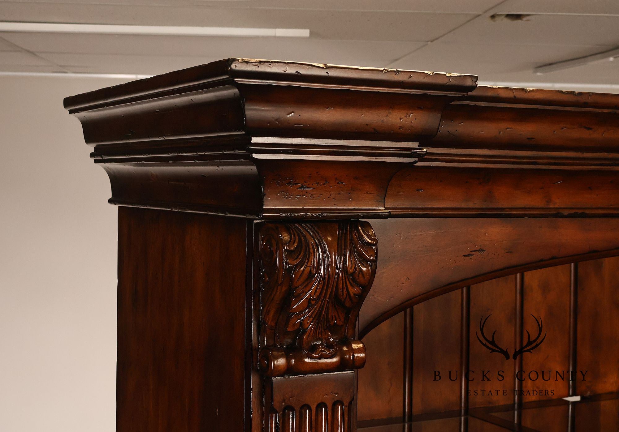 Sligh Large Traditional Lighted Bookcase Cabinet