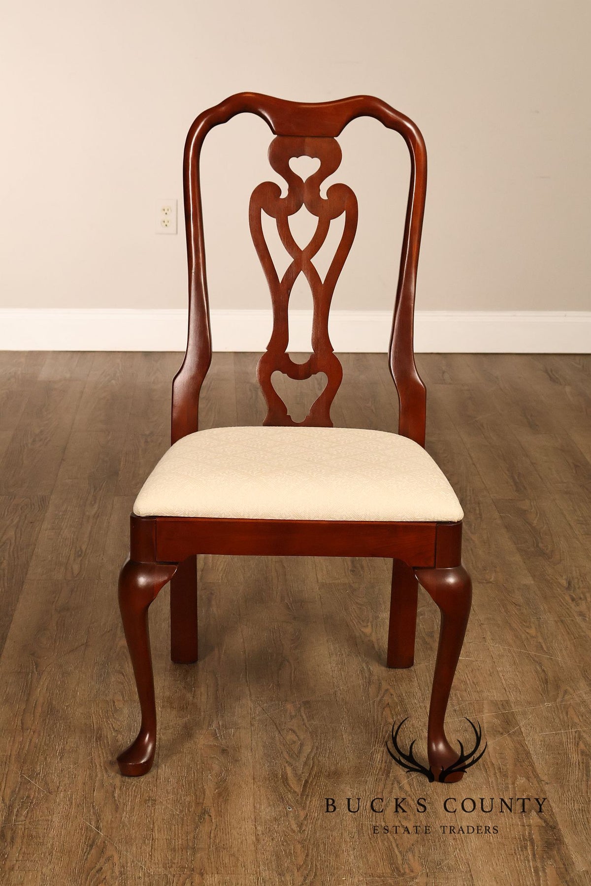 Pennsylvania House Set Of Eight Cherry Queen Anne Dining Chairs