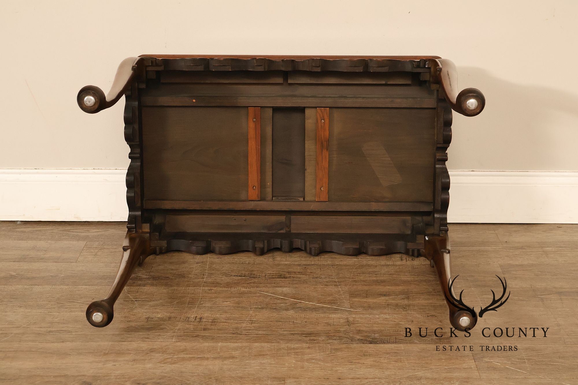Kittinger Colonial Williamsburg Mahogany Queen Anne Tea Table