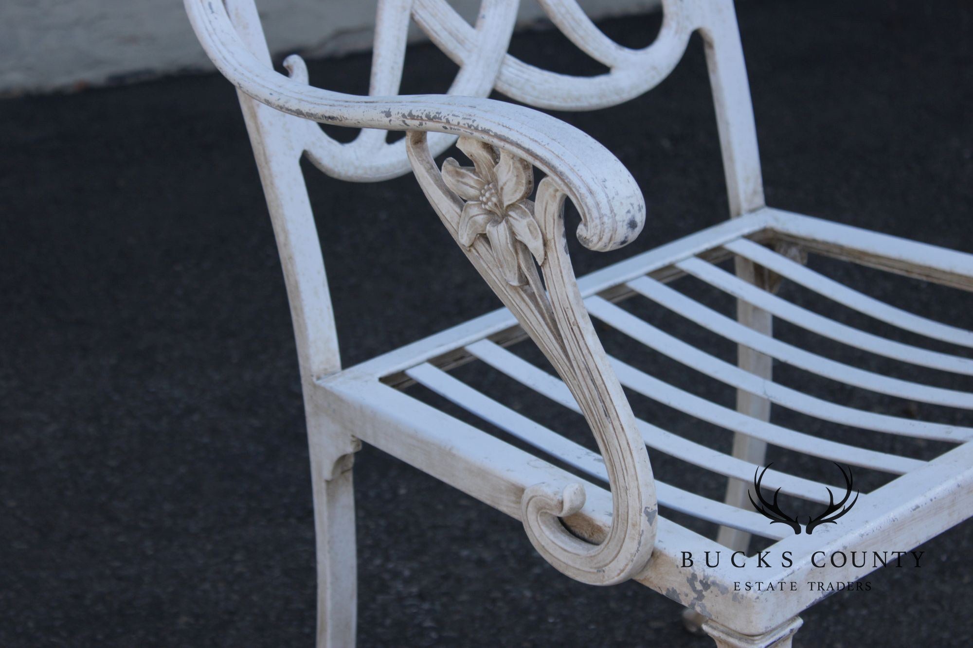 Brown Jordan Five Piece Cast Aluminum 'Day Lily' Outdoor Patio Dining Set
