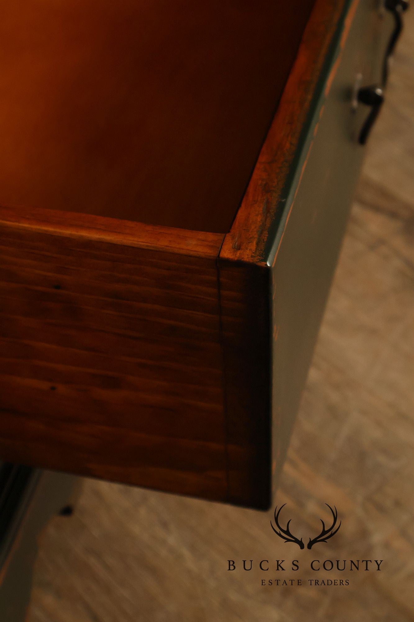 American Country Primitive Style Painted Linen Cabinet