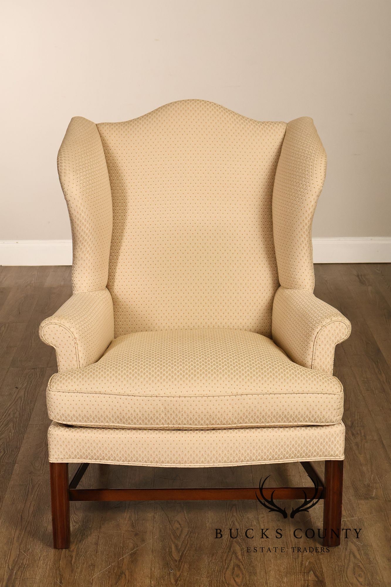 Kittinger Williamsburg Adaptation Chippendale Style Mahogany Wing Chair