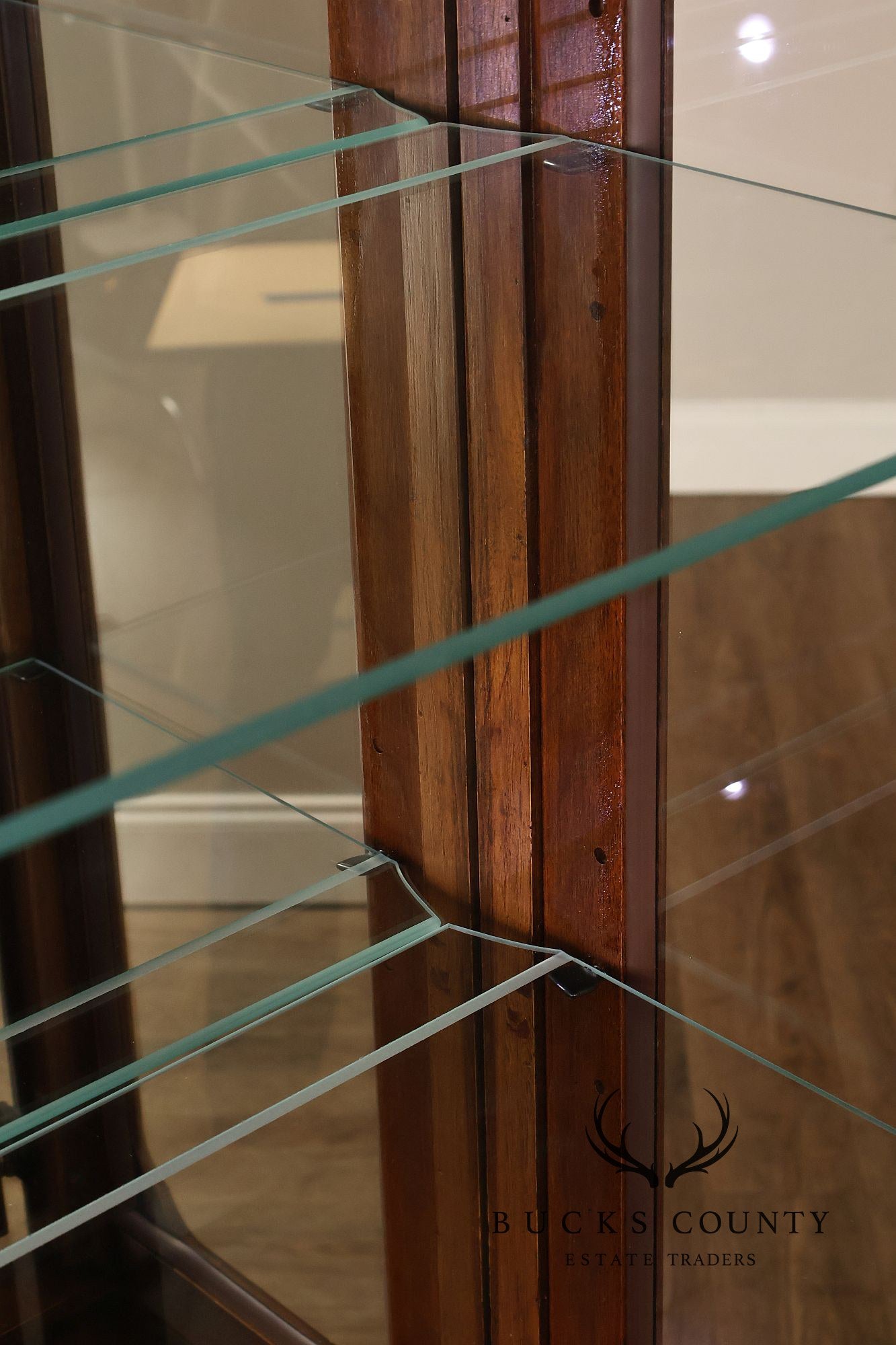 Hollywood Regency Asian Influenced Pair Of Lighted Curio Display Cabinets