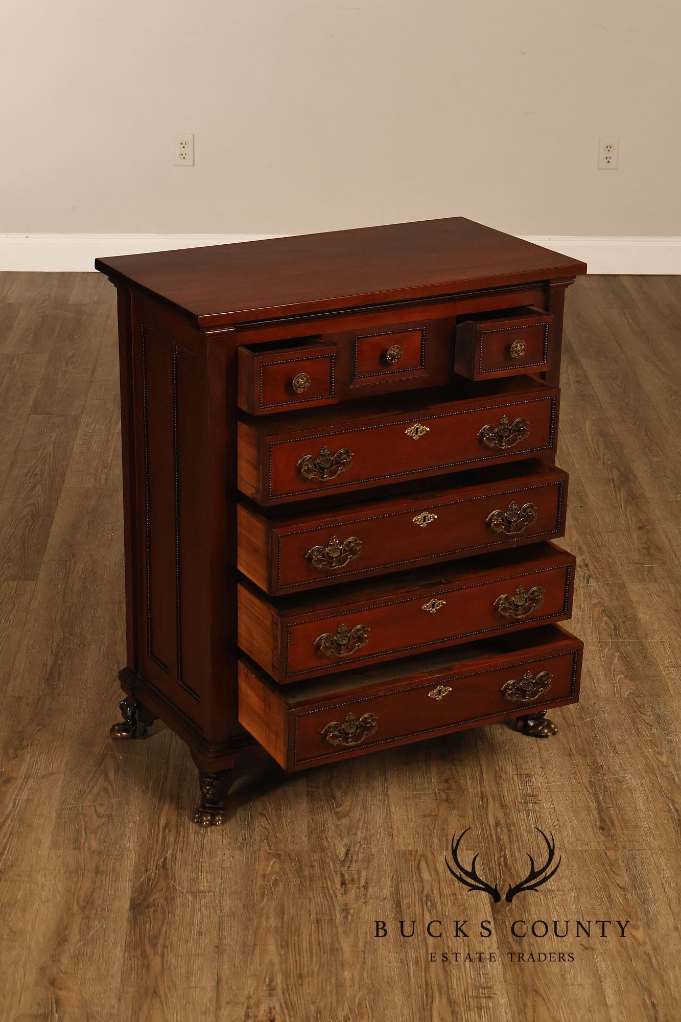 Antique Victorian Mahogany Chest Of Drawers With Brass Lion Paw Feet