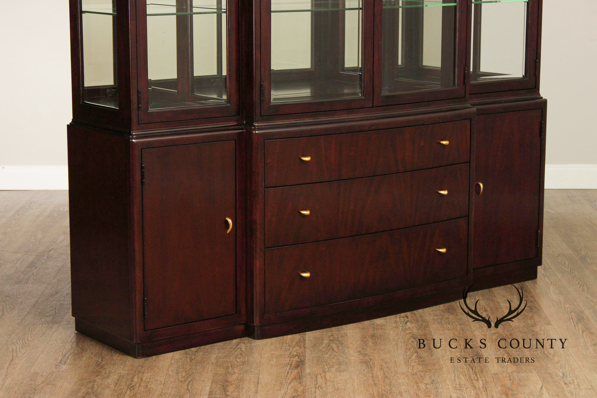Thomasville Contemporary Style Glass Display China Cabinet