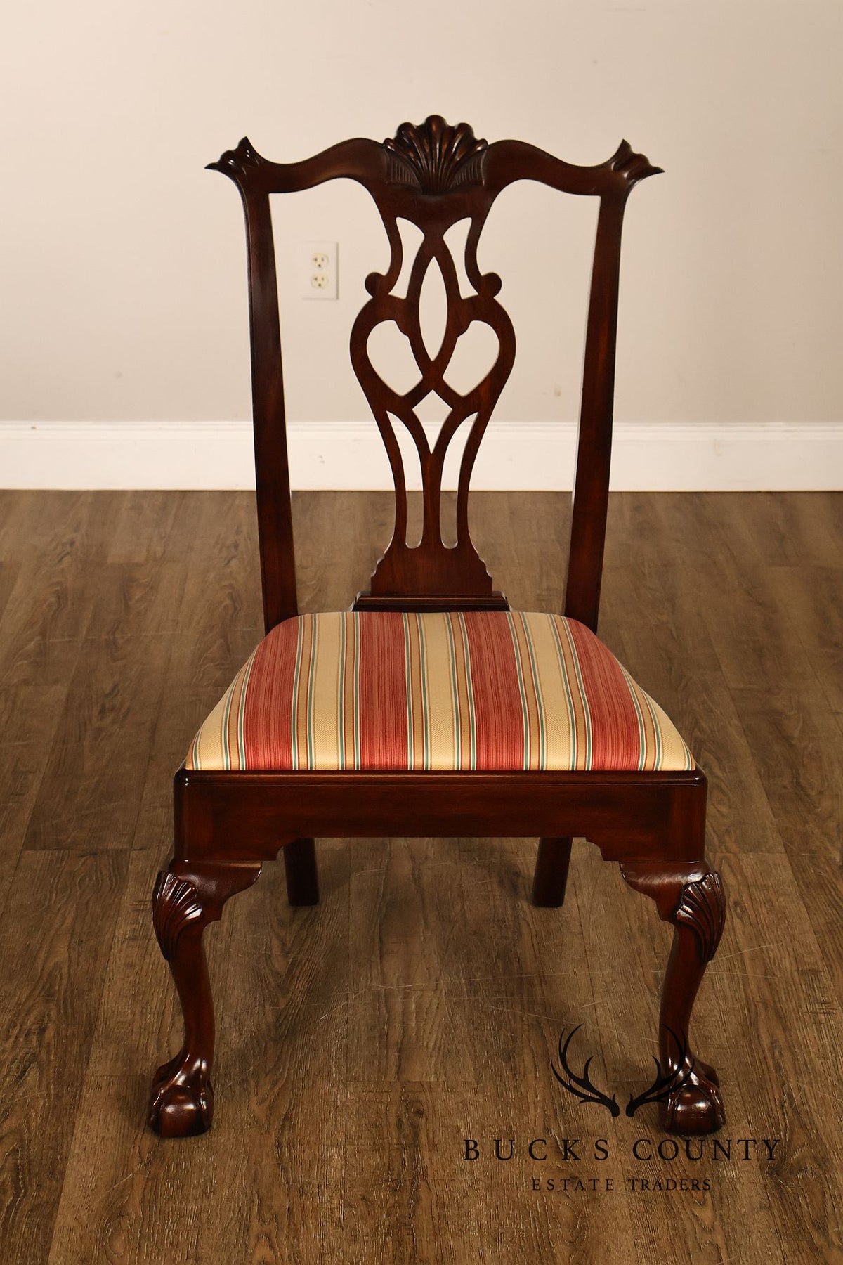 Henkel Harris Set Of Eight Chippendale Mahogany Dining Chairs