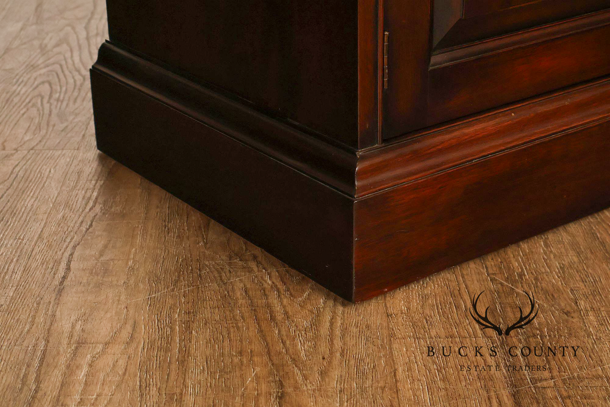 Pennsylvania House Chippendale Style Mahogany Breakfront China Cabinet