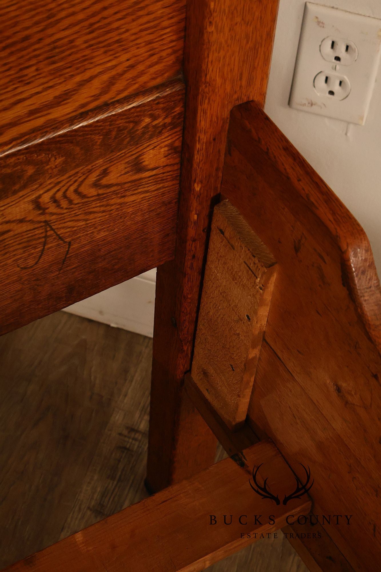 Antique American Victorian Oak Full Size  High Back Bed