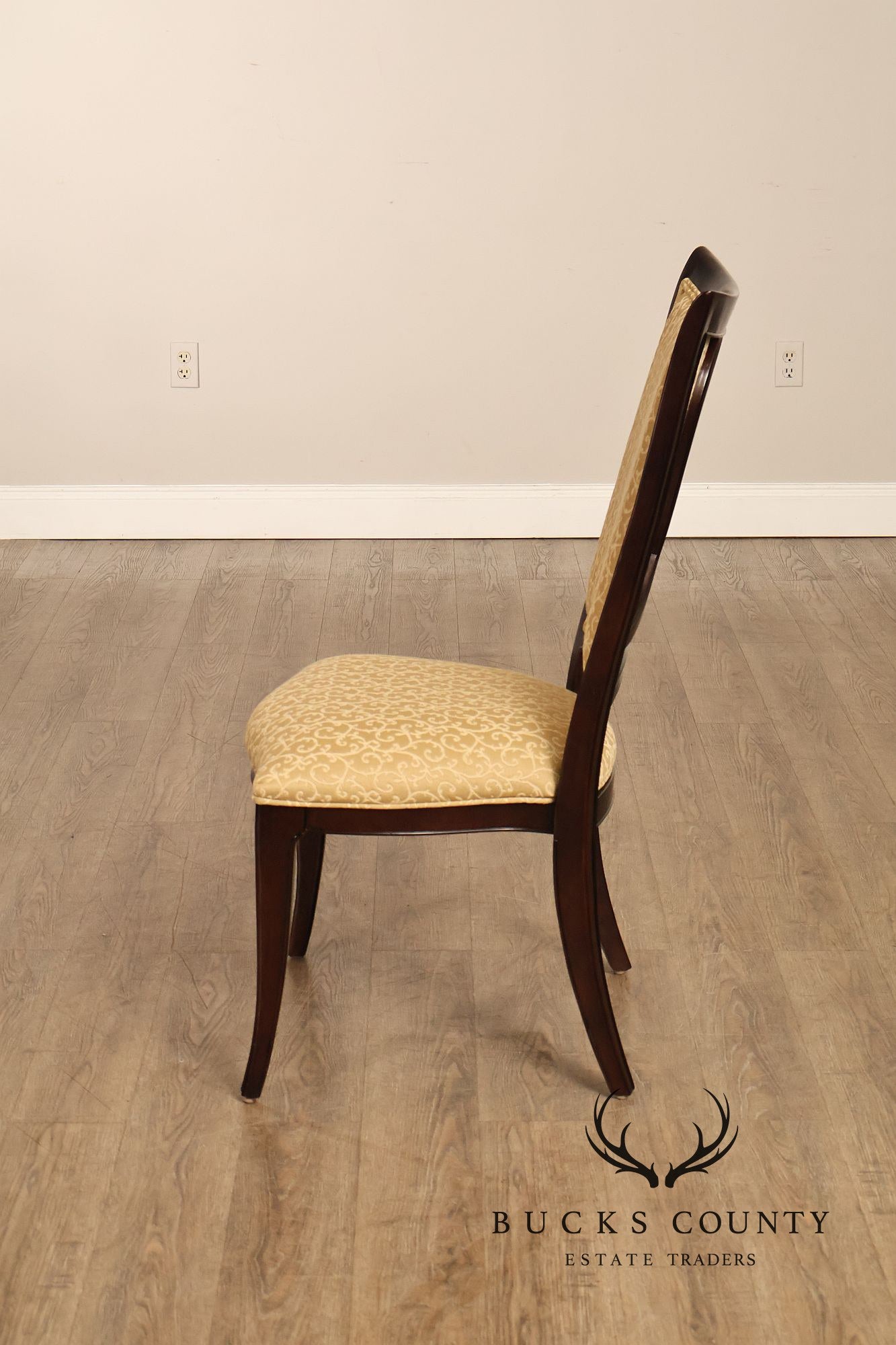 Thomasville Transitional Set of Eight Mahogany Dining Chairs
