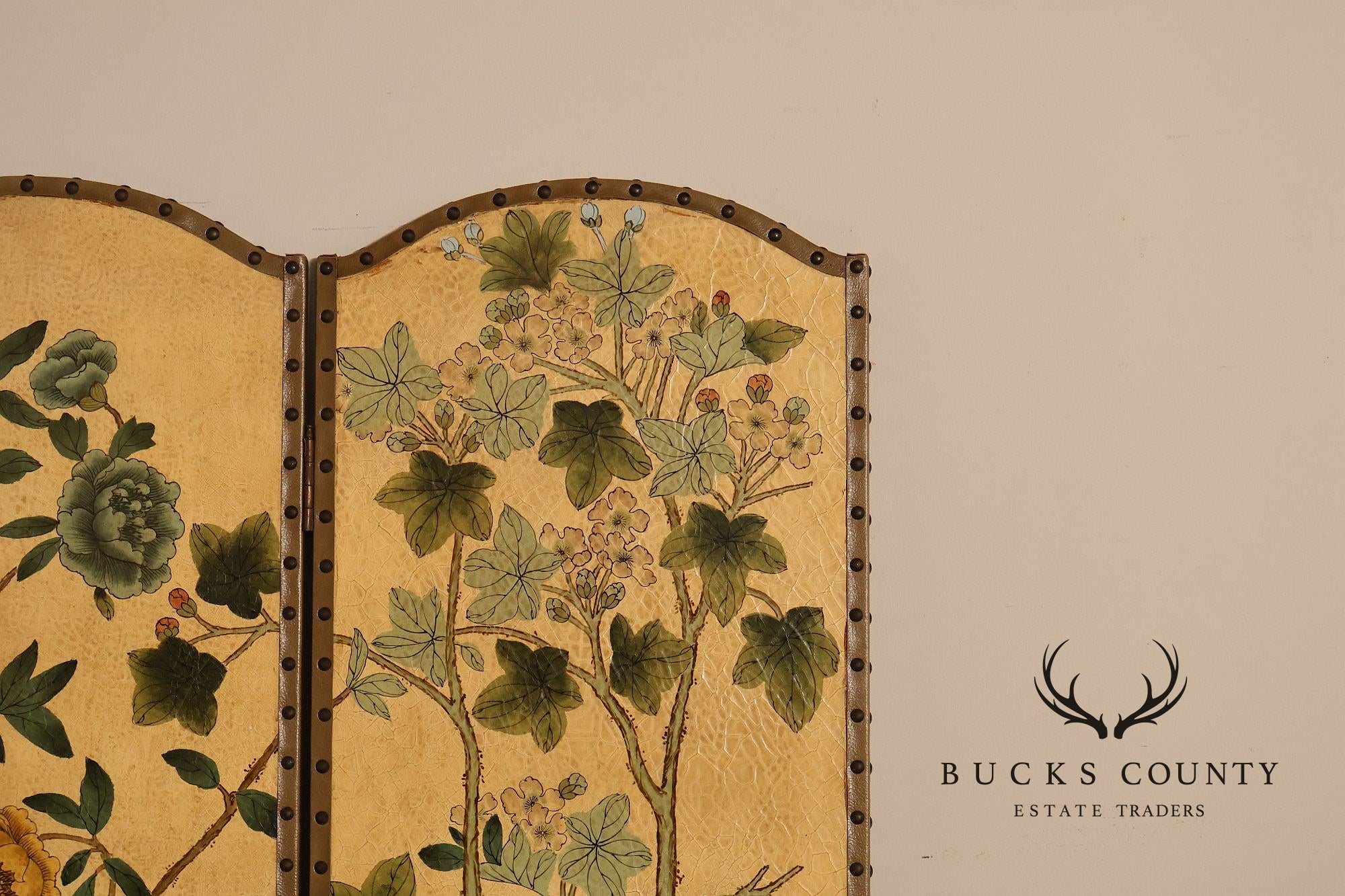 Decorative Crafts Chinoiserie Style Four Panel Hand-Painted Folding Screen