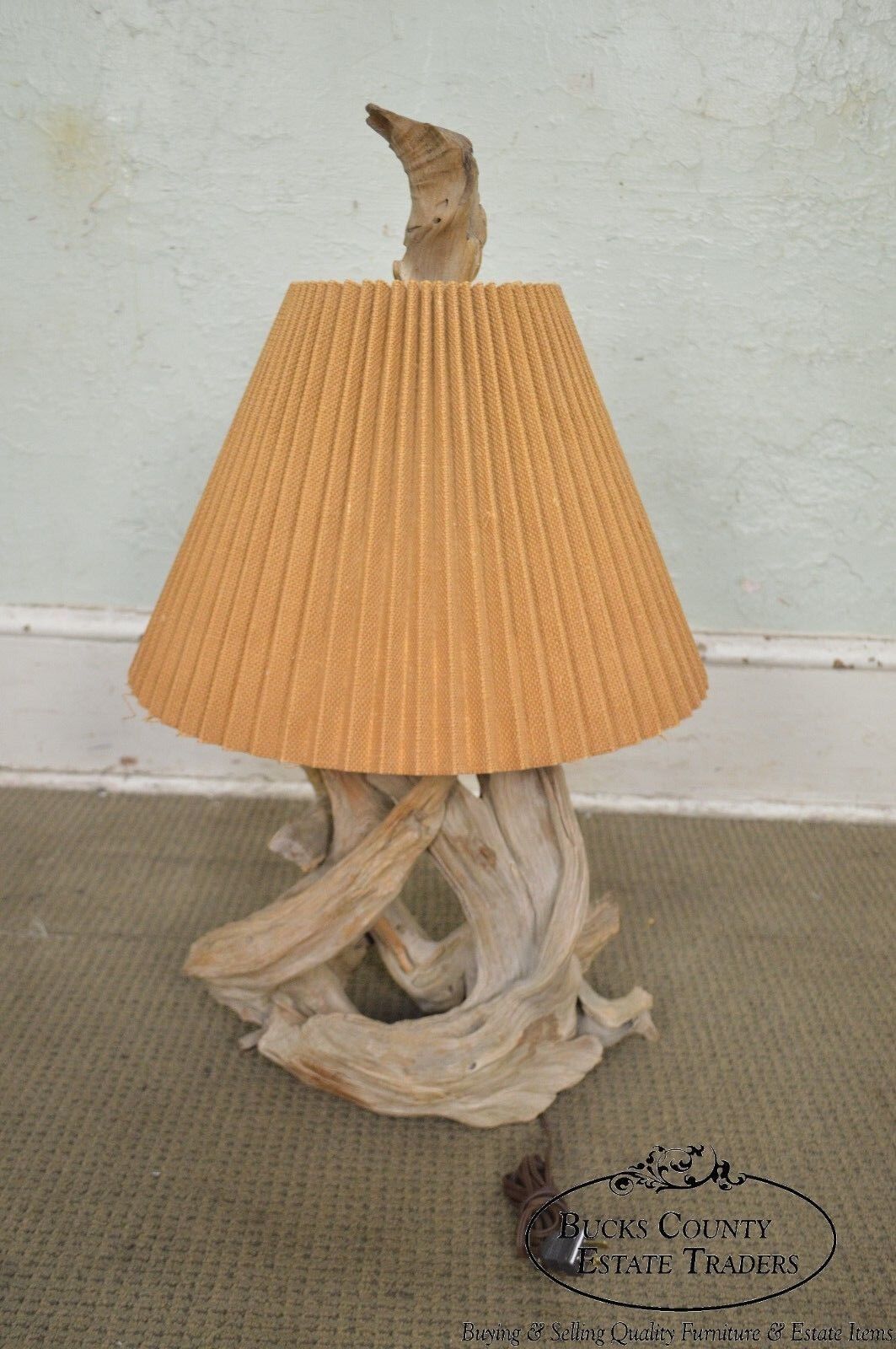 Driftwood Mid Century Modern Table Lamp w/ Shade