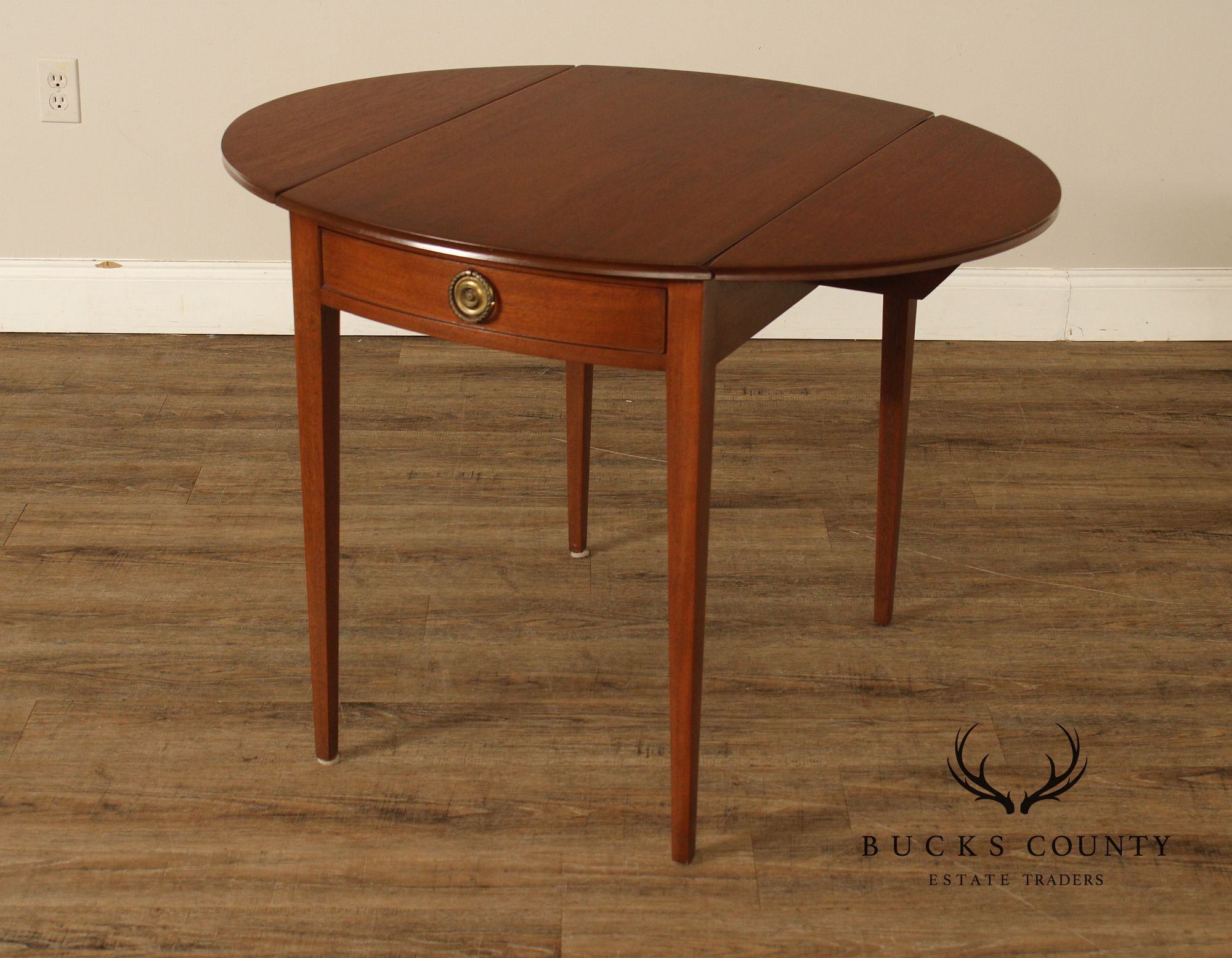 Kittinger 'Gainesborough' Mahogany Pembroke Table