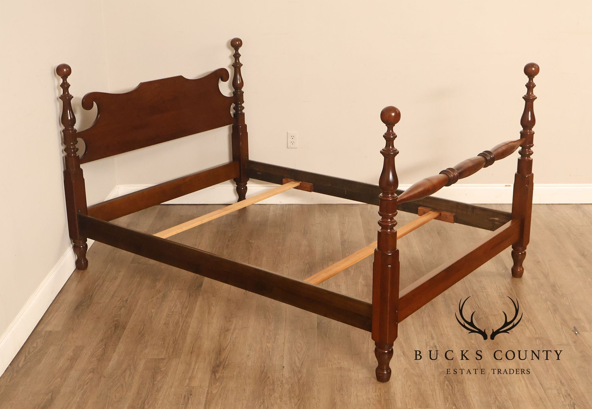 Stickley Colonial Style Vintage Cherry Full Size Bed Frame
