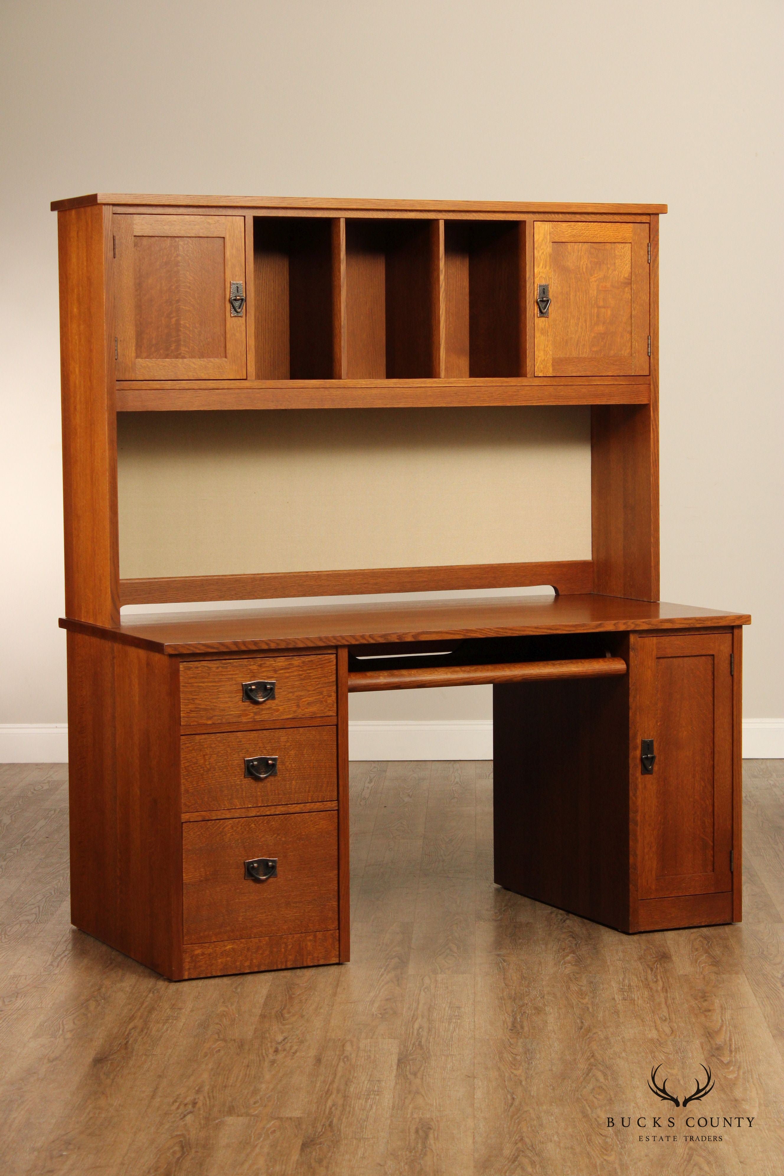 Stickley Mission Collection Oak Executive Desk with Hutch