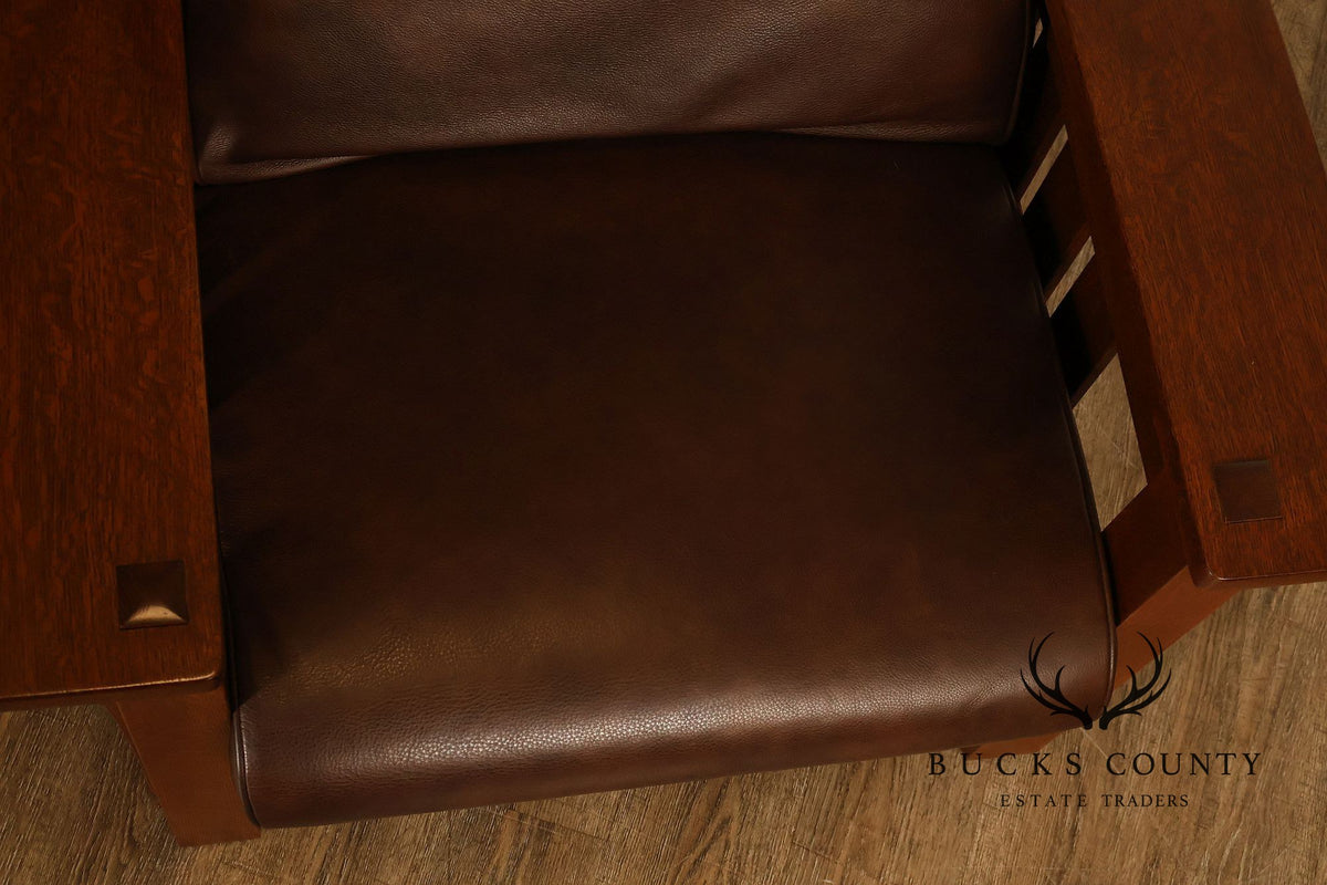 Stickley Mission Collection Pair of Bustle Back Bow Arm Morris Recliners