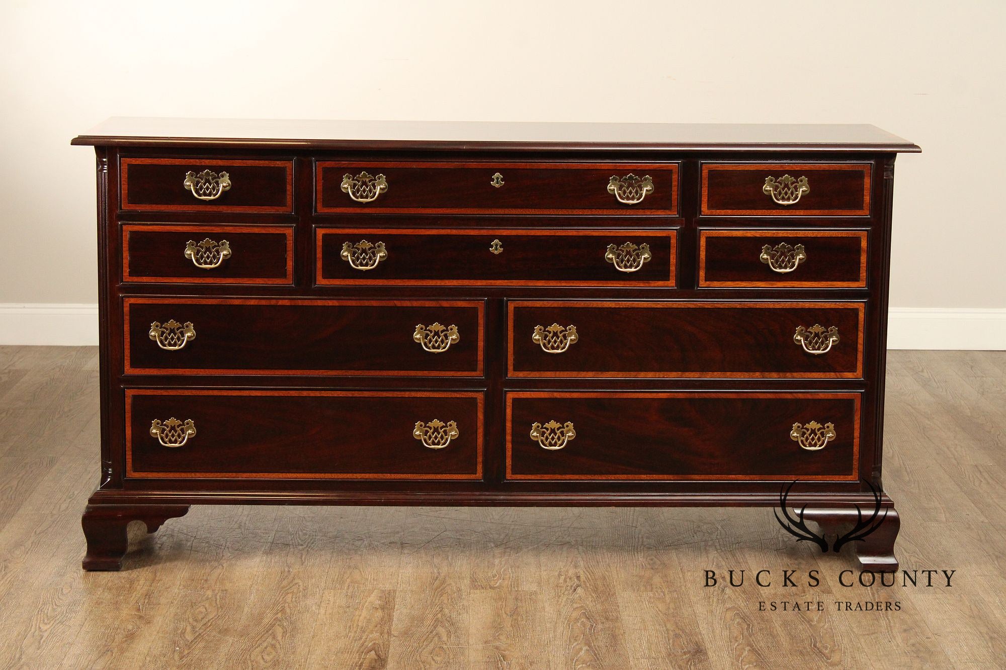 Stickley Georgian Style Inlaid Mahogany Dresser