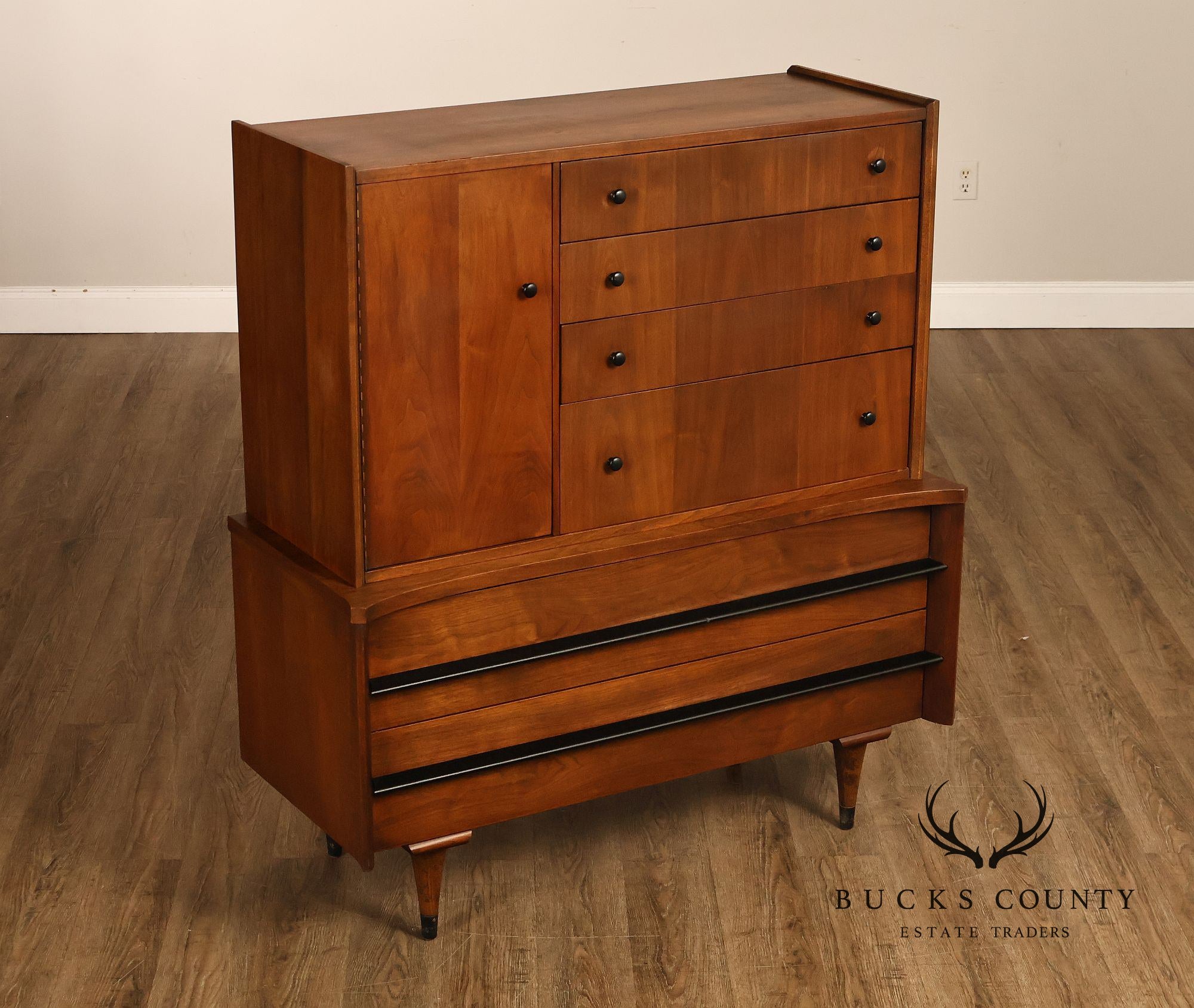 American Of Martinsville Mid-Century Modern Walnut Gentleman's Chest