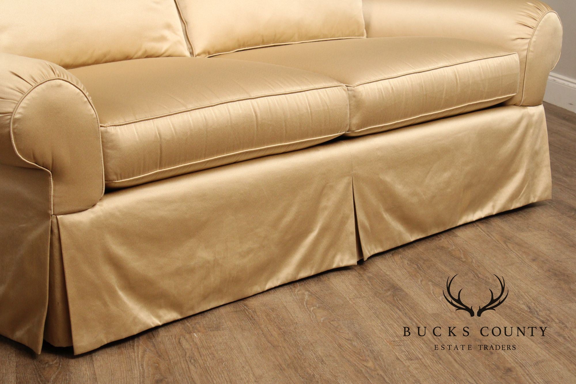 Alexandria Classic Rolled Arm Sofa