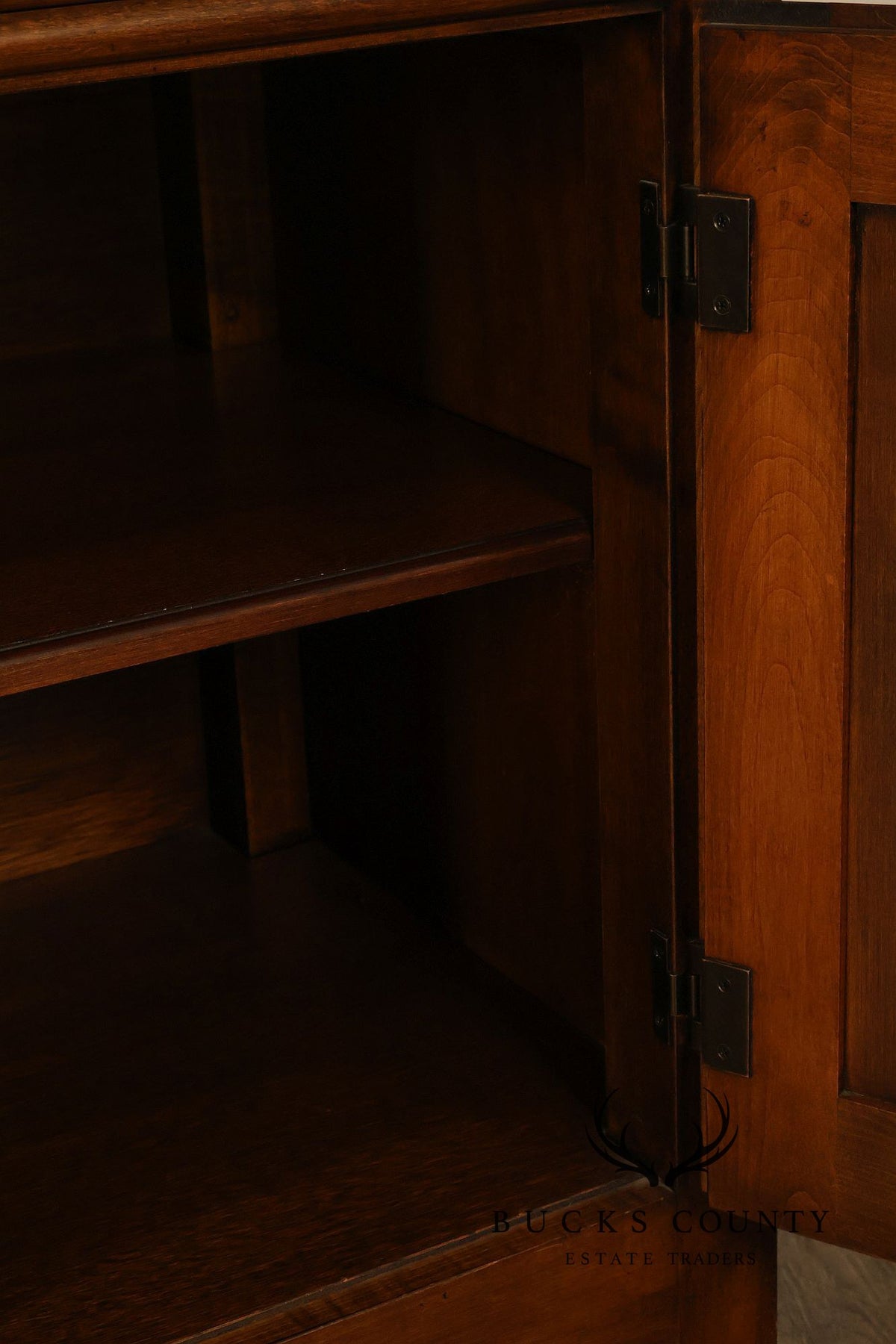 Vintage Pennsylvania House Villas Collection Maple Buffet Sideboard