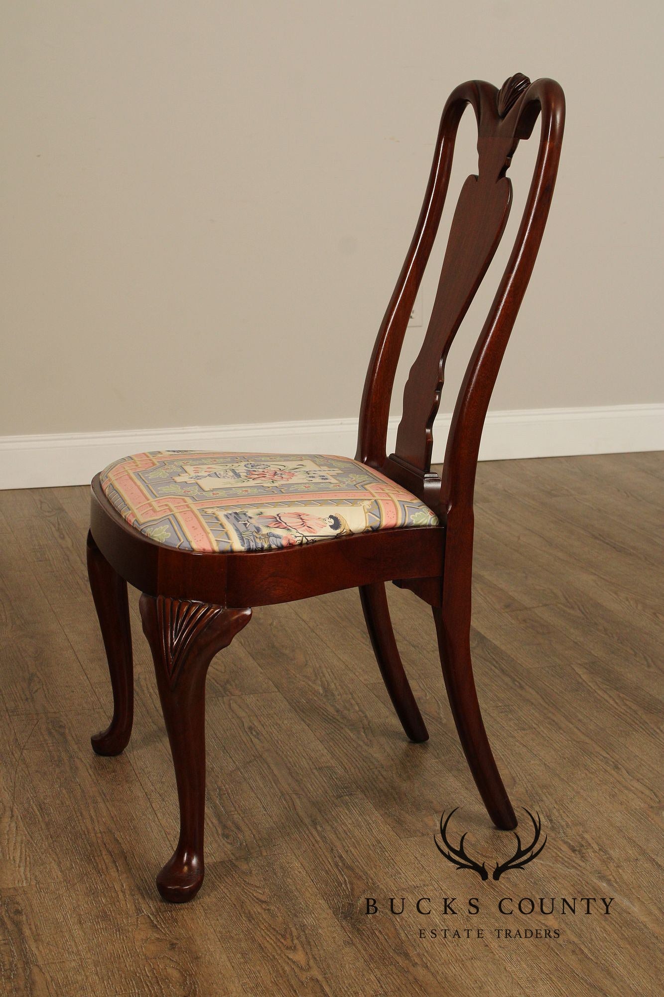 QUEEN ANNE STYLE SET OF FOUR CUSTOM MAHOGANY DINING CHAIRS