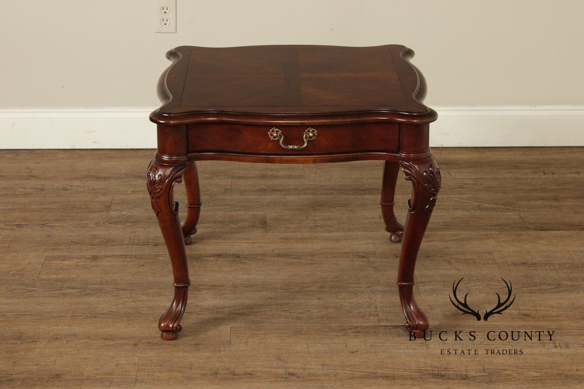 Century Georgian Style Furniture Pair Of End Tables
