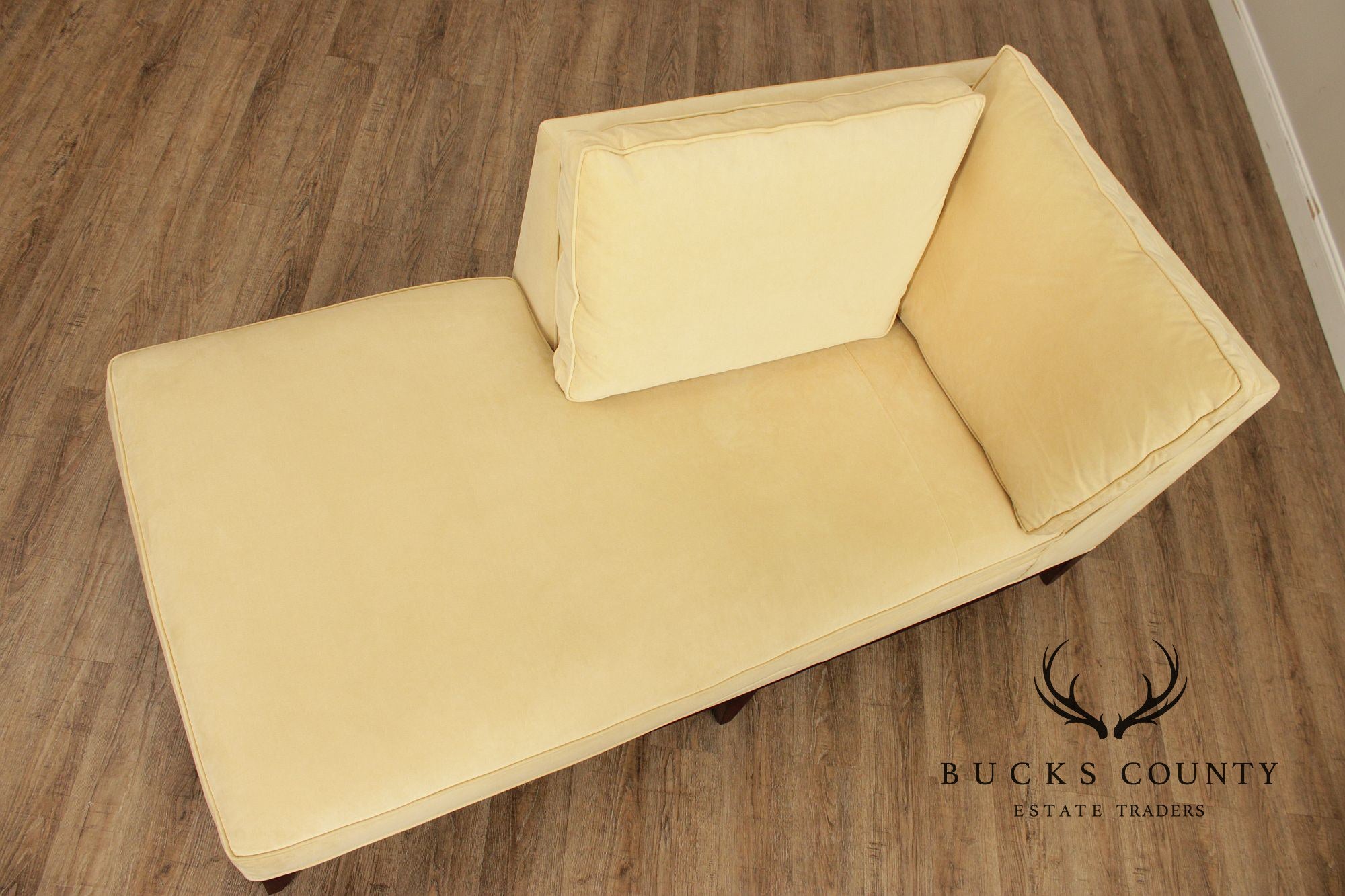 Sherrill Classic Modern Style Two-Piece Sectional Sofa