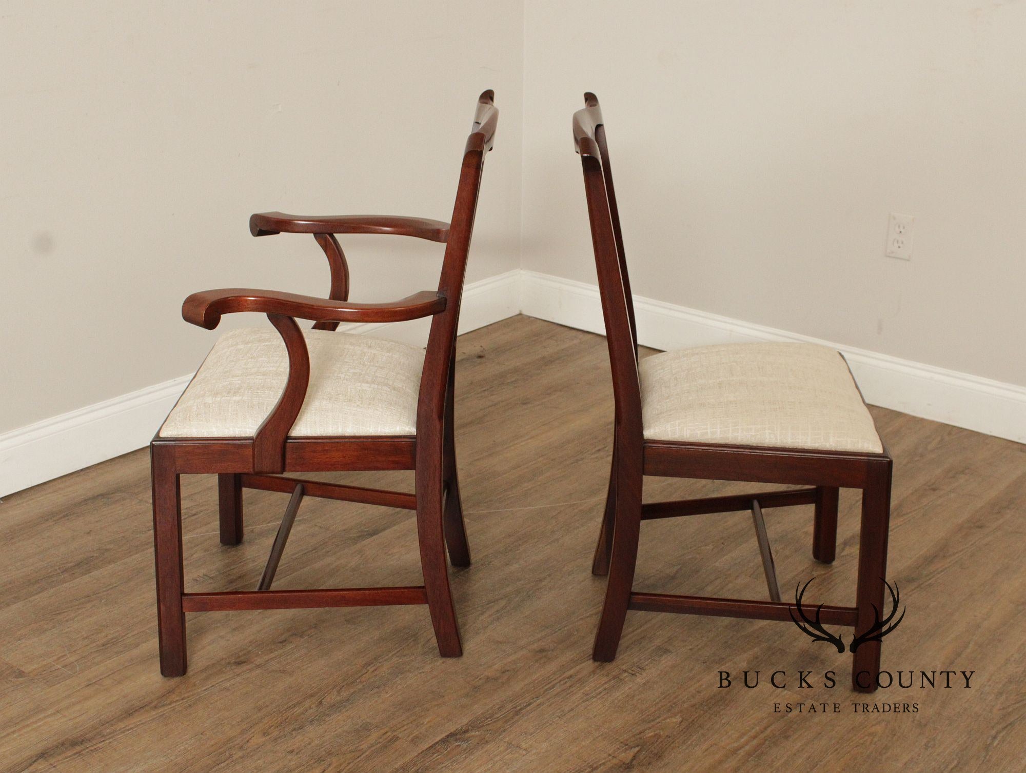 Henkel Harris Georgian Style Set of Eight Mahogany Dining Chairs