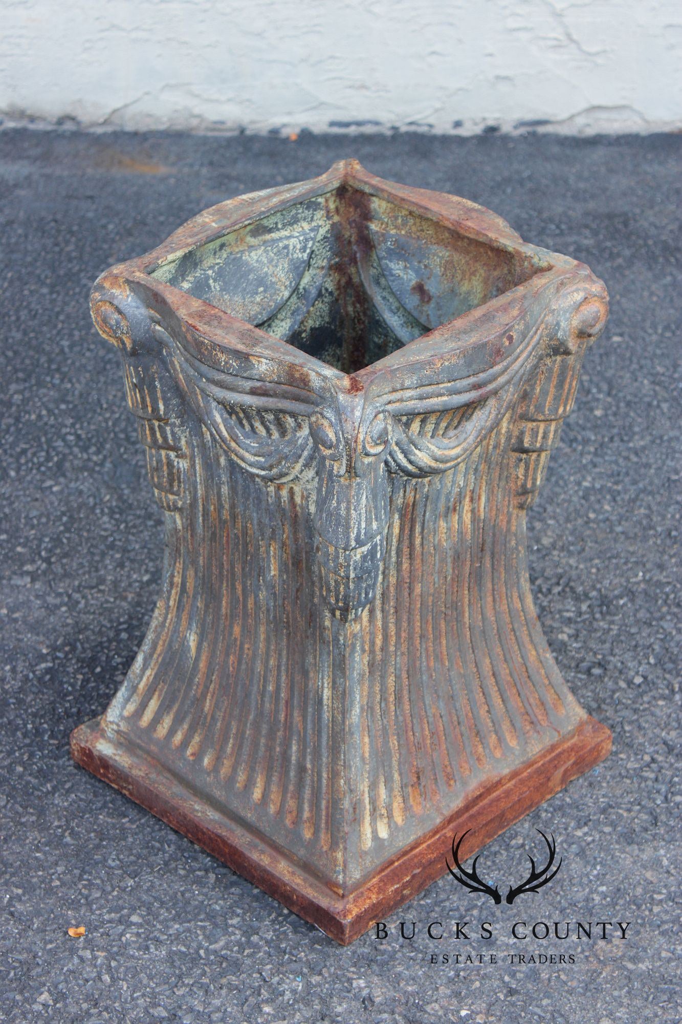 Neoclassical Style Pair Of Cast Iron Garden Planters Or Pedestal Bases
