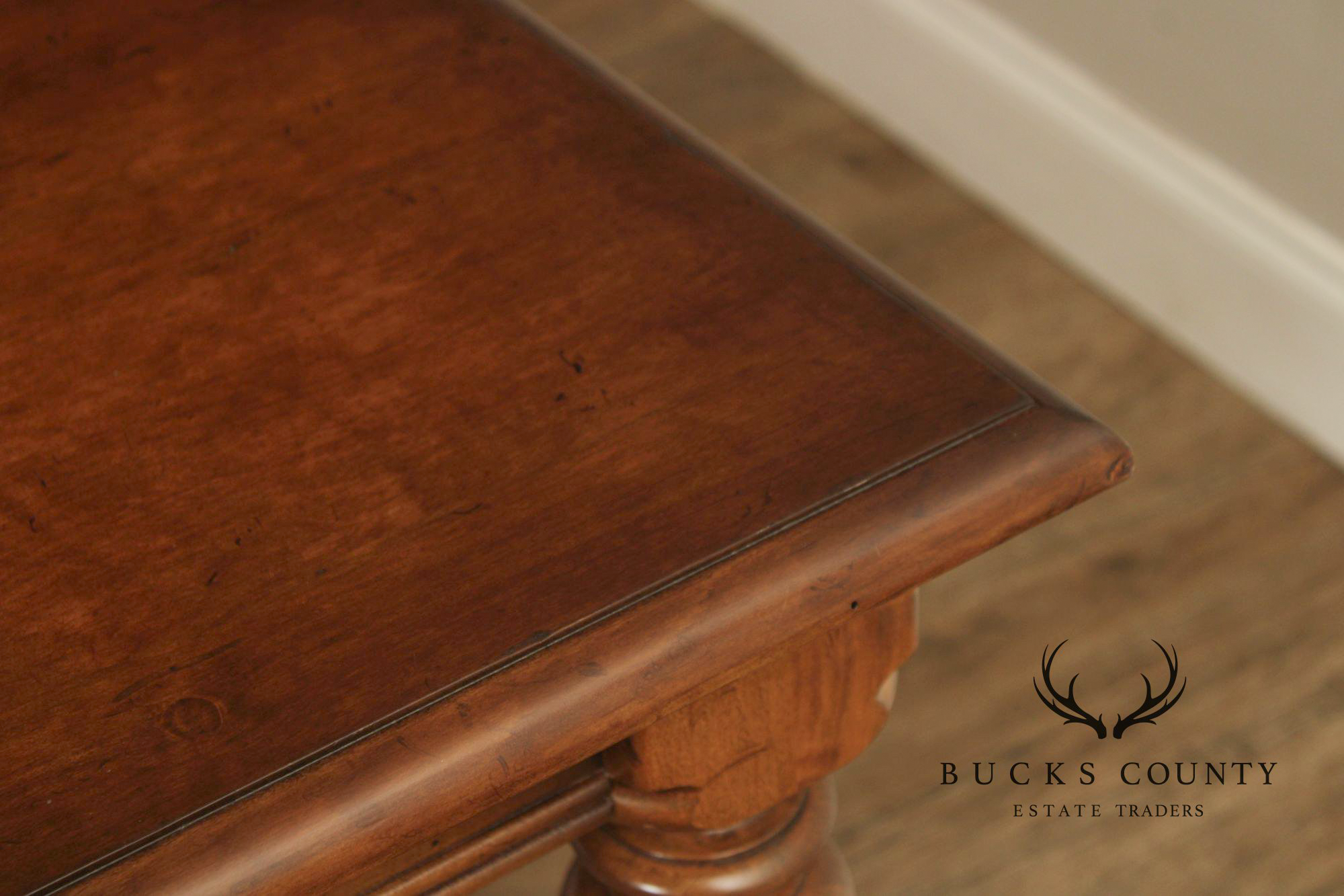 Ethan Allen 'British Classics' Extendable Dining Table