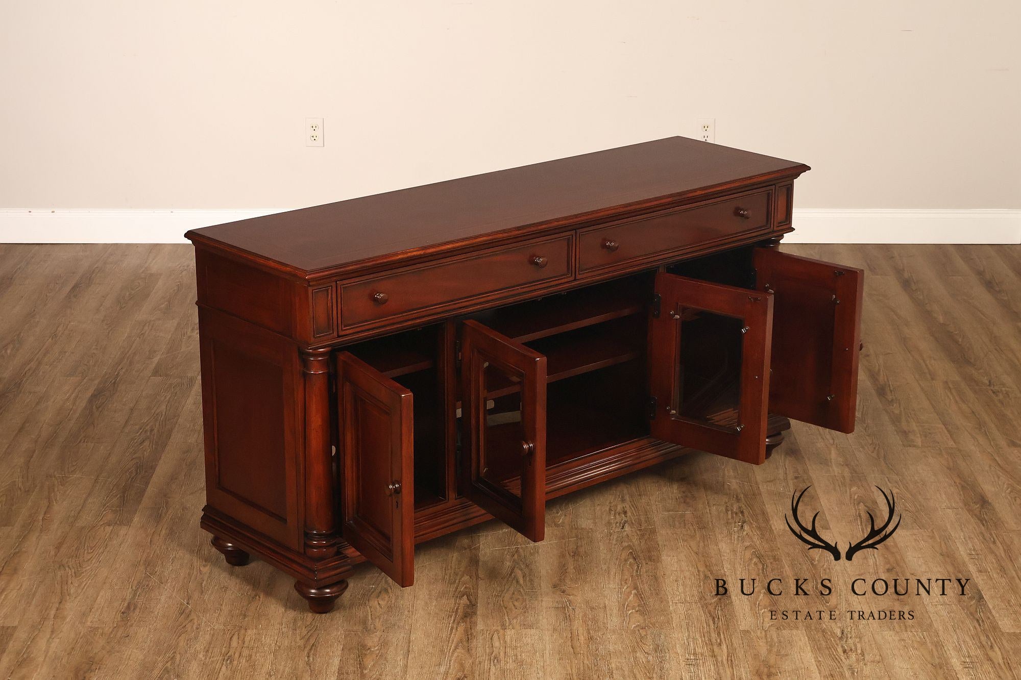 Thomasville Fredericksburg Transitional Style Entertainment Console Cabinet