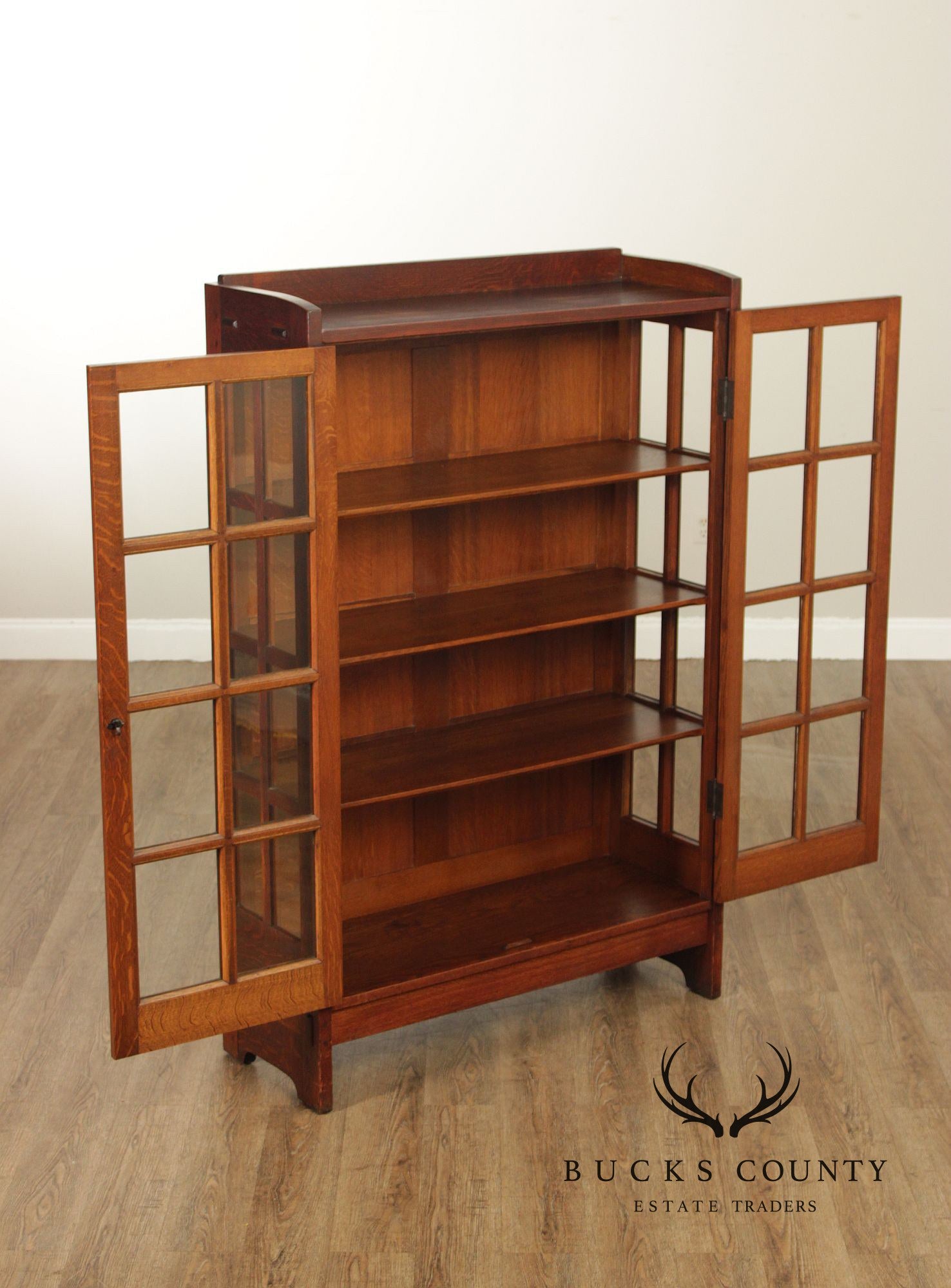 Gustav Stickley Antique Mission Oak No. 815 China Cabinet