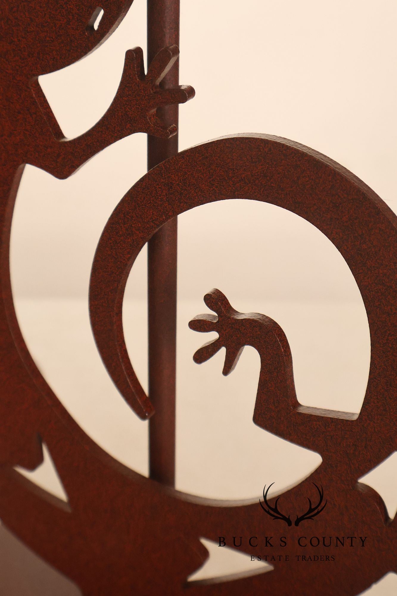 Southwestern Style Steel Gecko Table Lamp