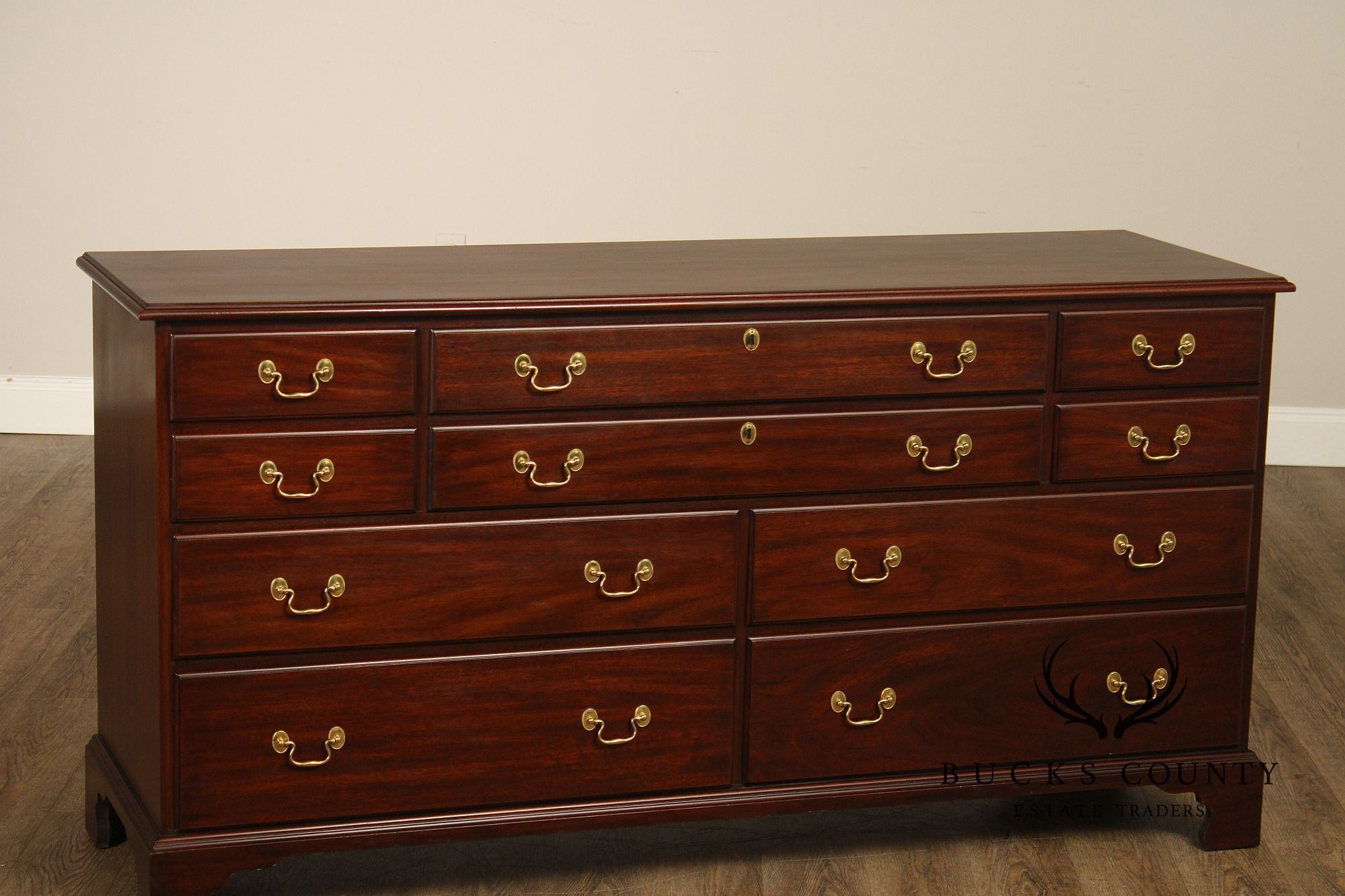 Henkel Harris Georgian Style Mahogany Ten Drawer Dresser