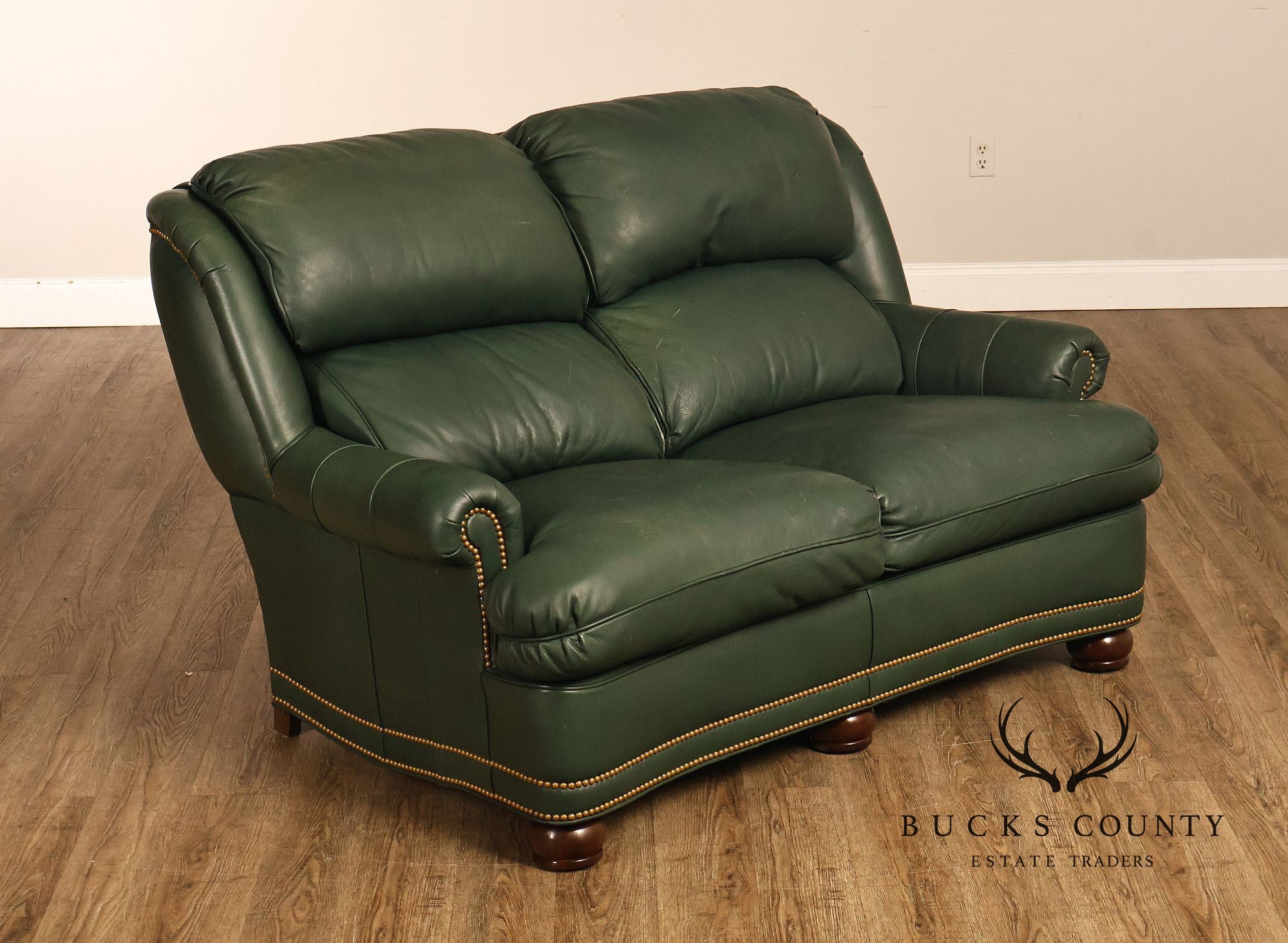 Hancock & Moore Traditional Leather Loveseat