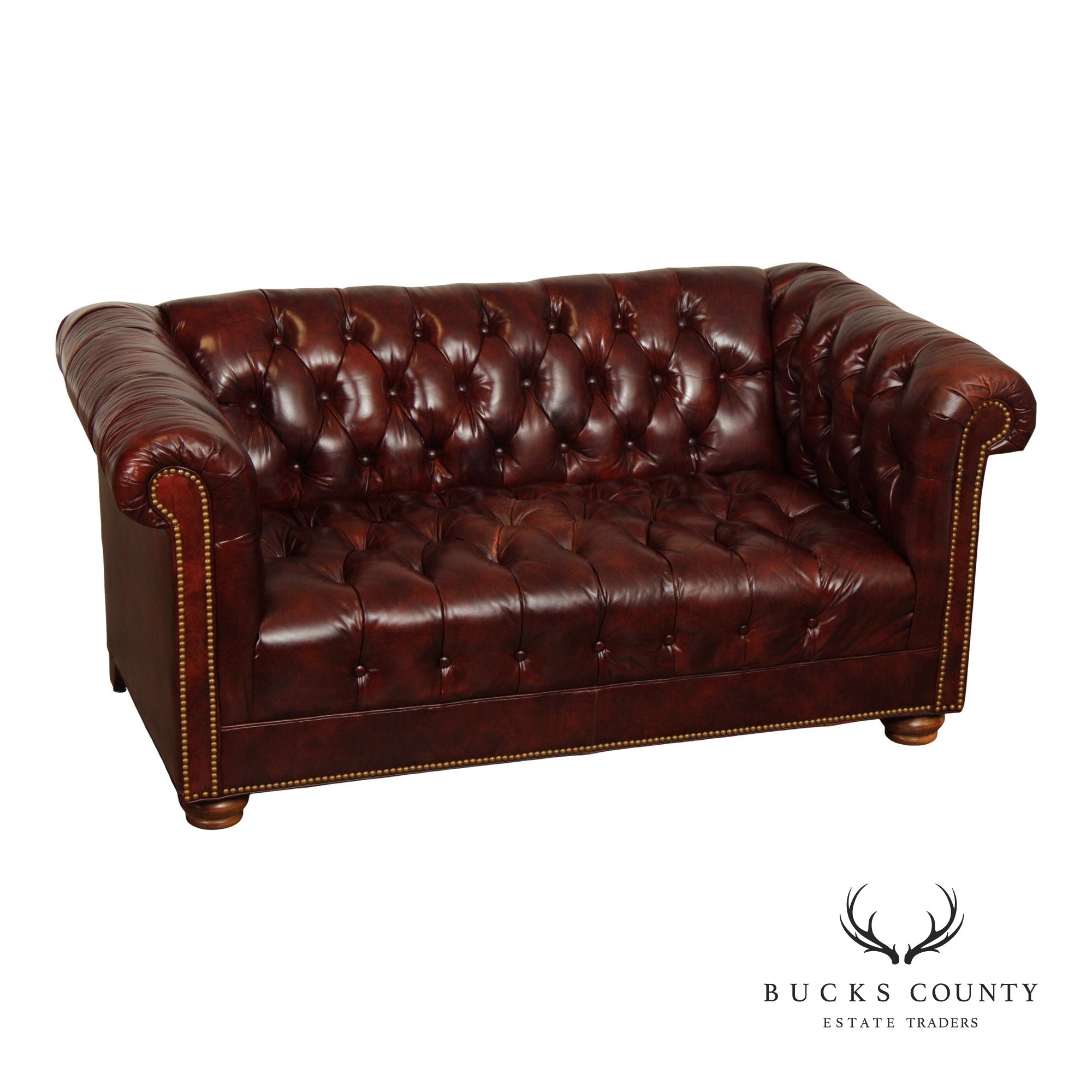 English Traditional Style Vintage Leather Chesterfield Sofa