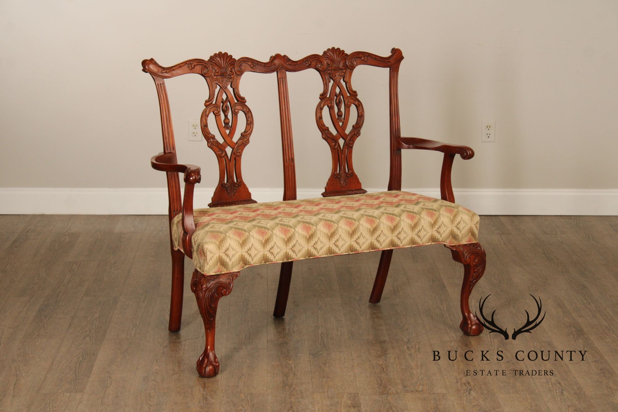 Hickory Chair 'Mount Vernon' Chippendale Style Carved Mahogany Settee