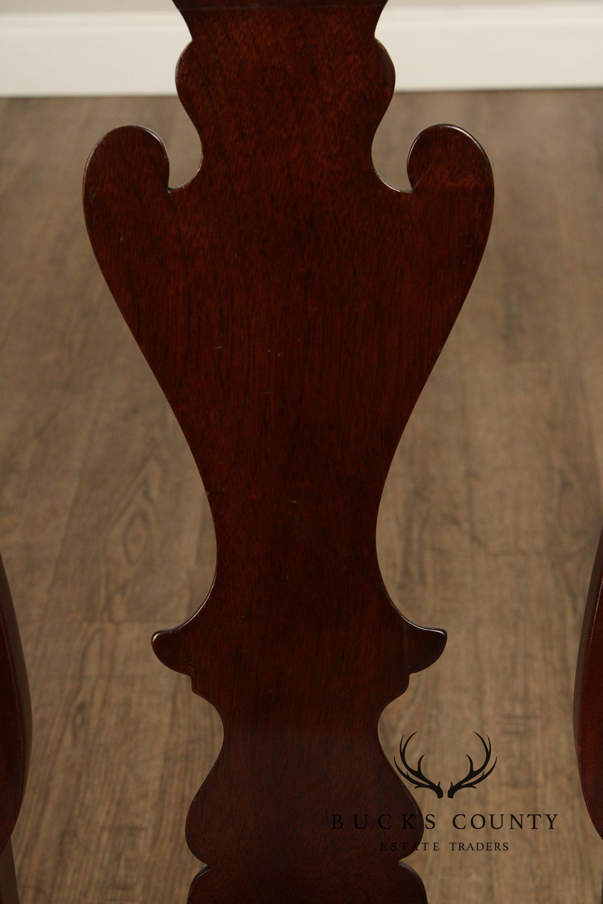 Stickley Queen Anne Style Set of Eight Mahogany Dining Chairs