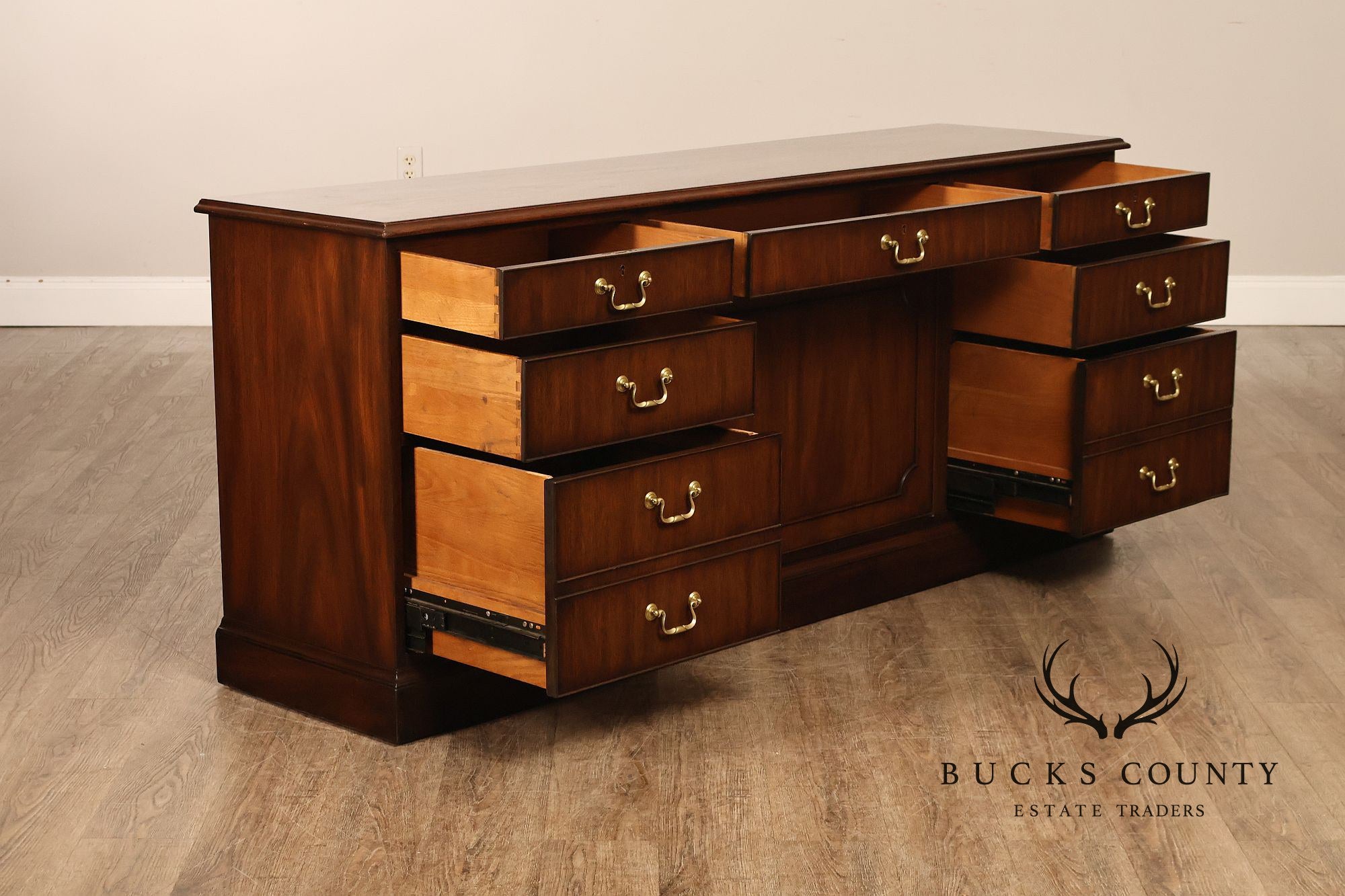 Kittinger Georgian Style Mahogany Office Credenza