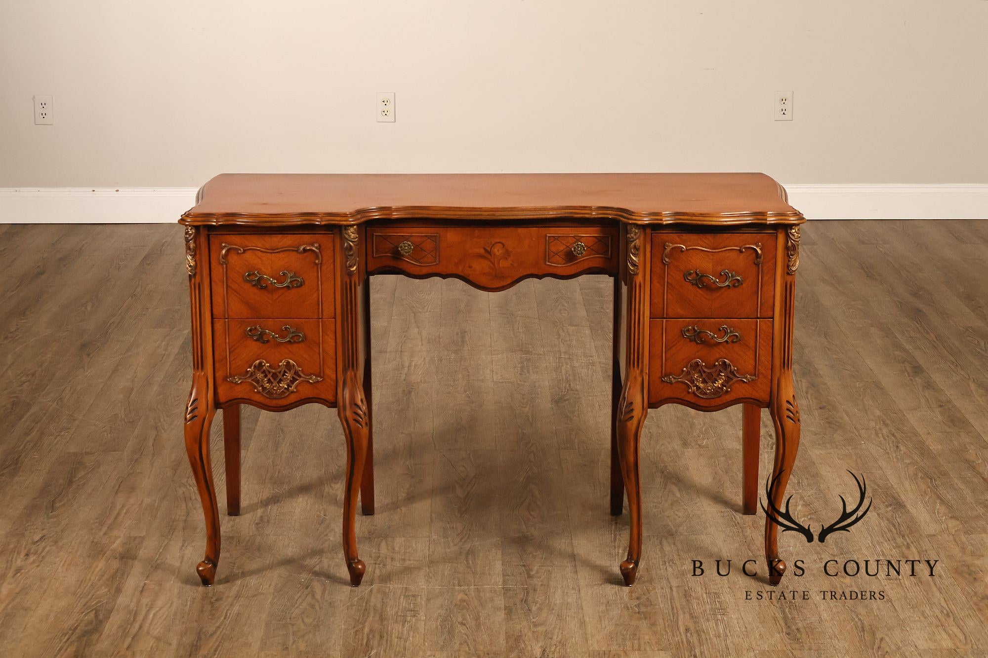 1930's French Louis XV Style SatinwoodInlaid Writing Desk Vanity
