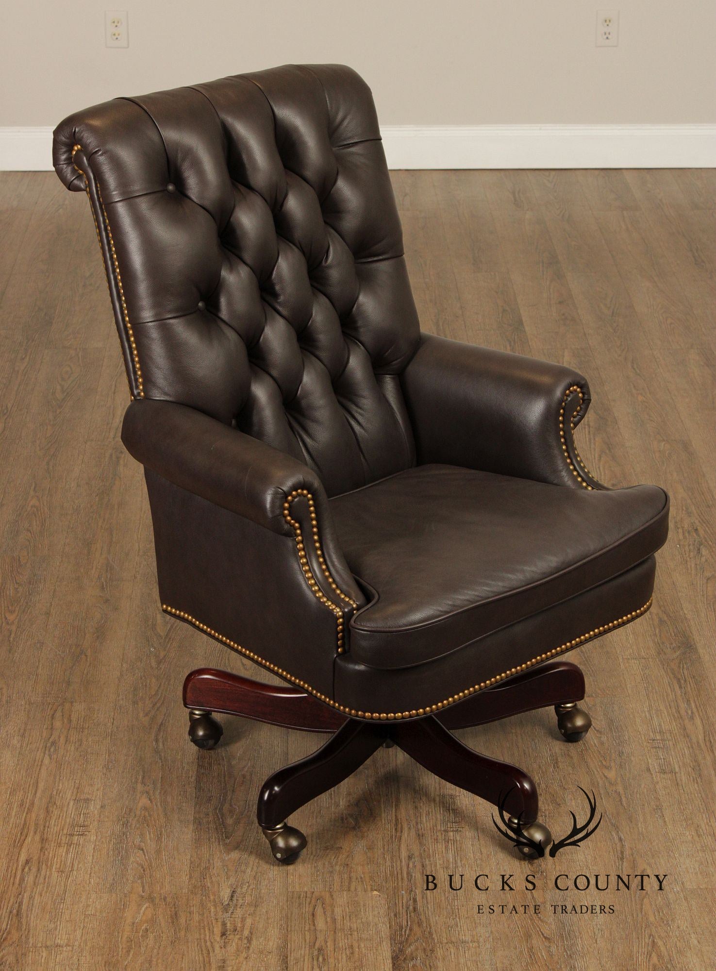 Hancock and  Moore 'Berwind' Tufted Leather Executive Office Chair