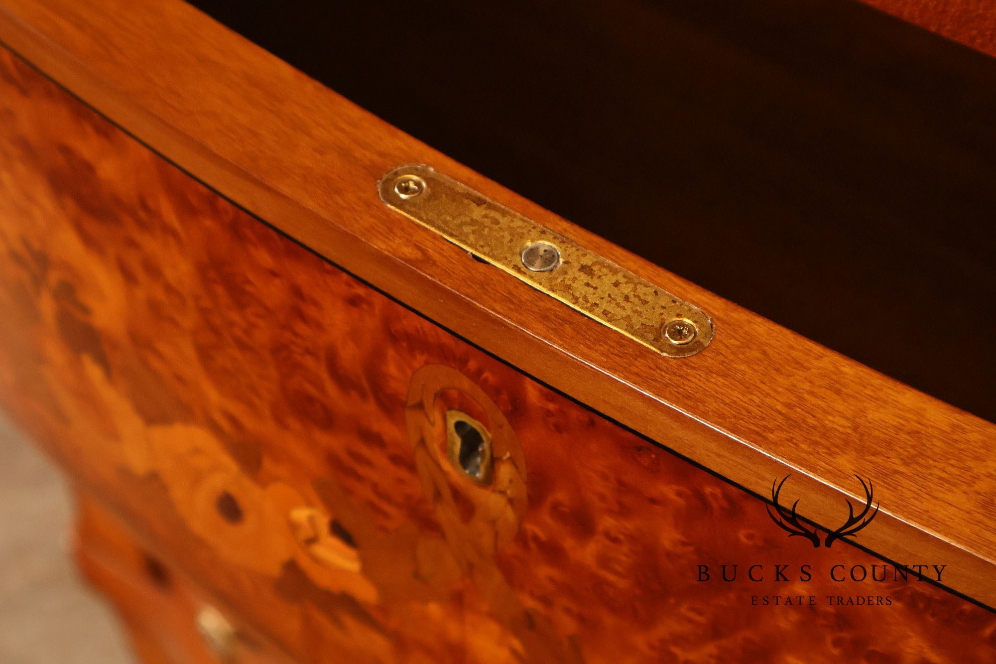 Italian Neoclassical Style Pair of Burl Wood Inlaid Sideboards