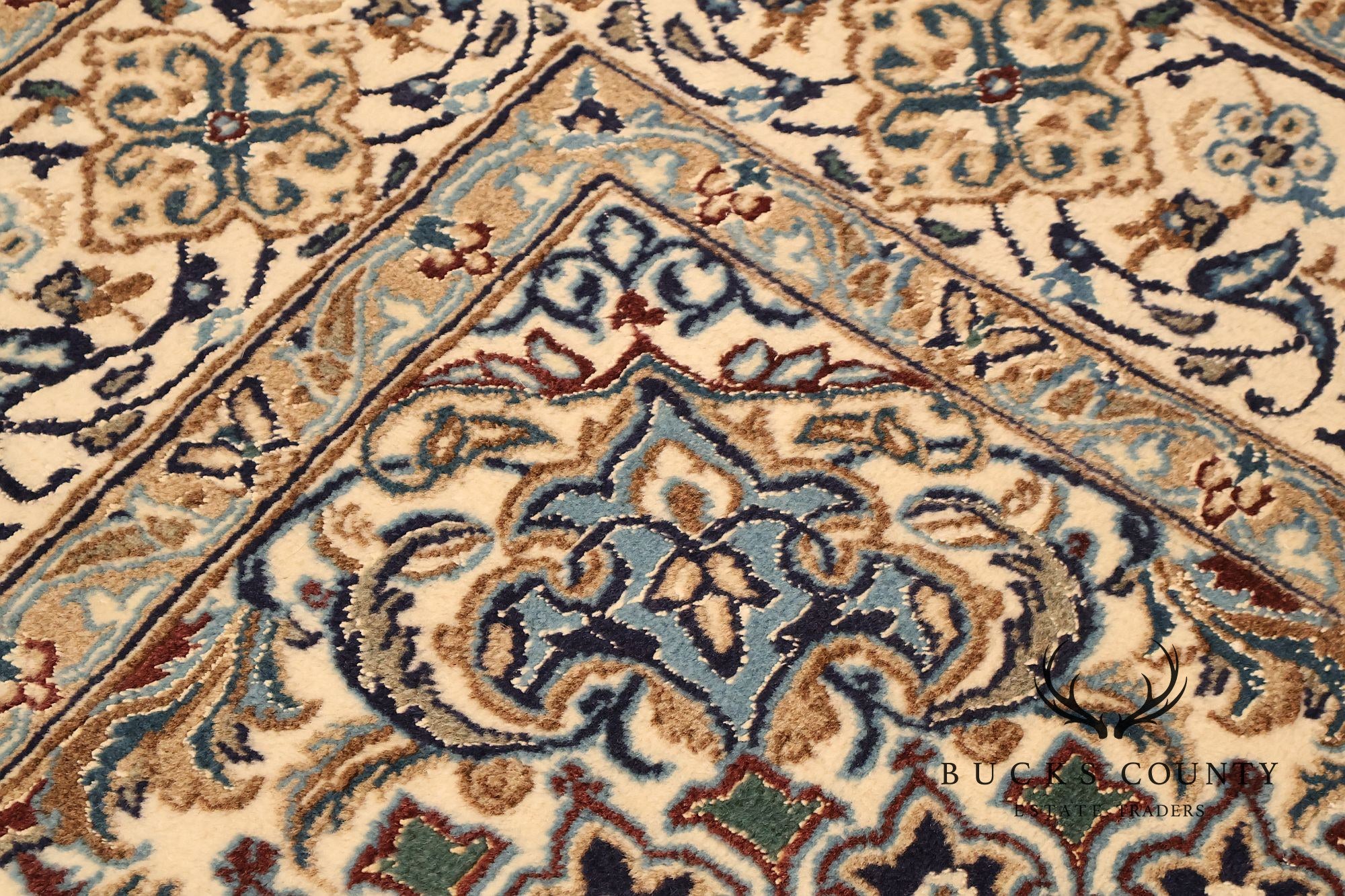 Handwoven Wool Curvilinear Medallion 6.4' x 10.75' Rug