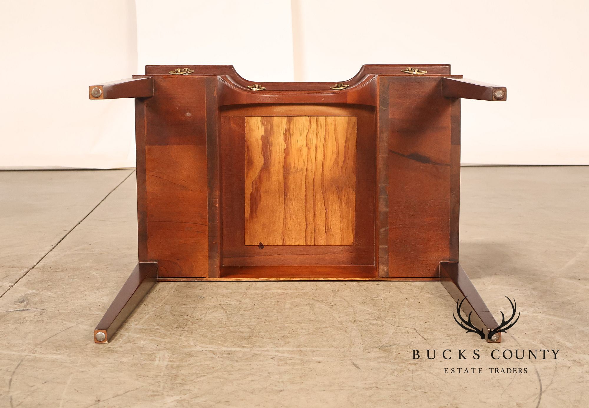 Wellington Hall Mahogany Federal Style Kneehole Console