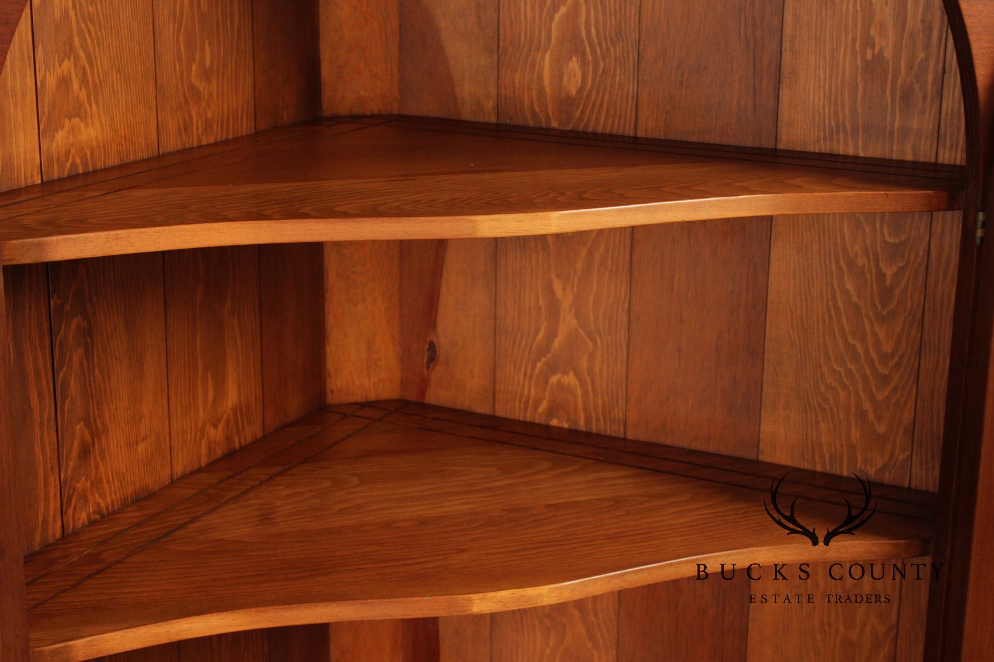 Virginia Craftsmen Reproductions Chippendale Style Walnut Corner Cabinet