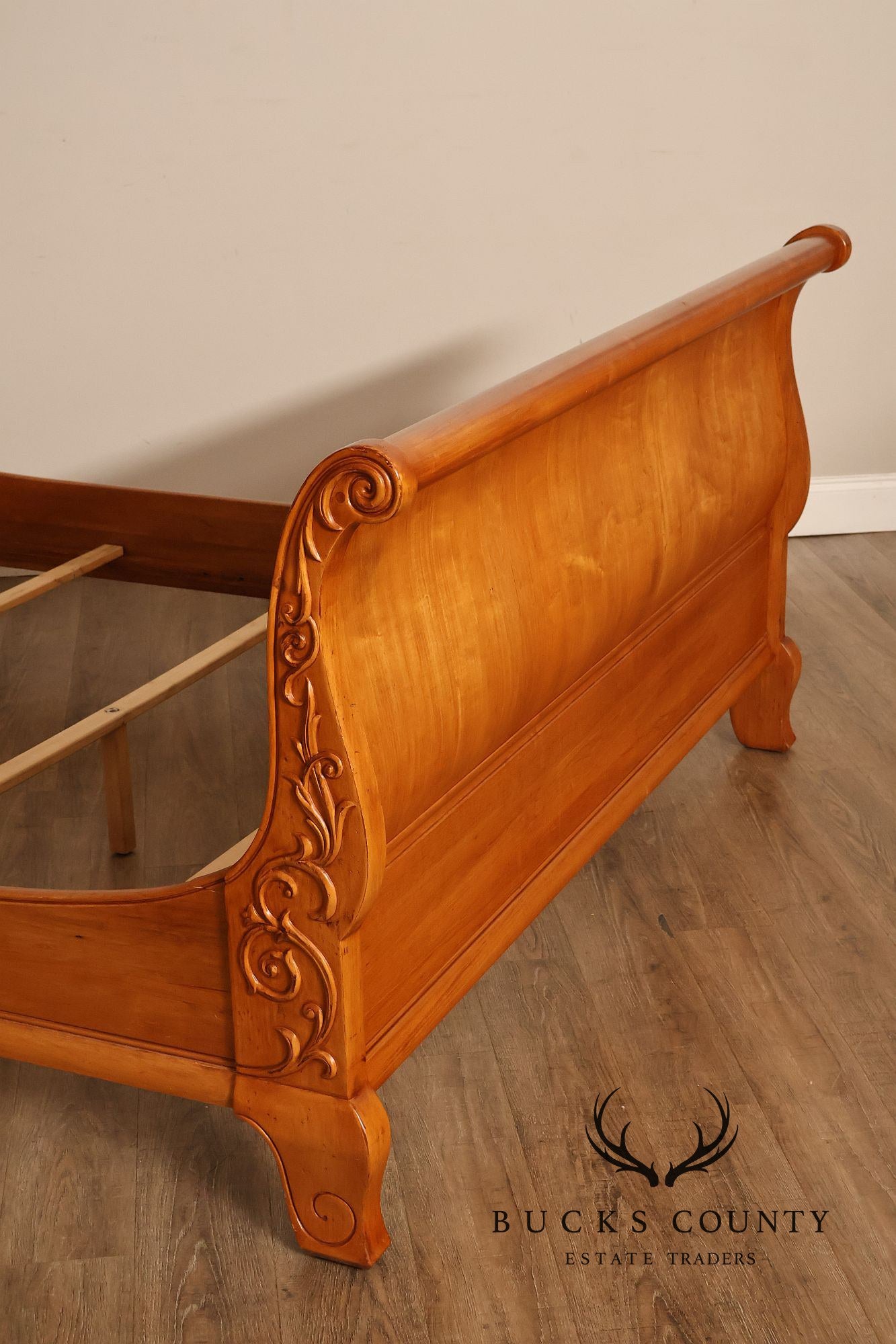 Ethan Allen Legacy Queen Sleigh Bed