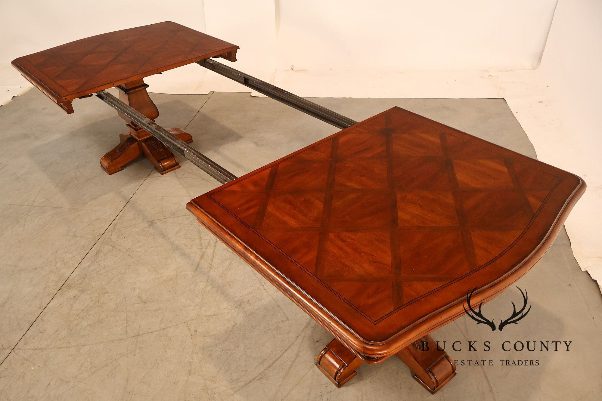 Ethan Allen Tuscany Verona Double Pedestal Extendable Dining Table