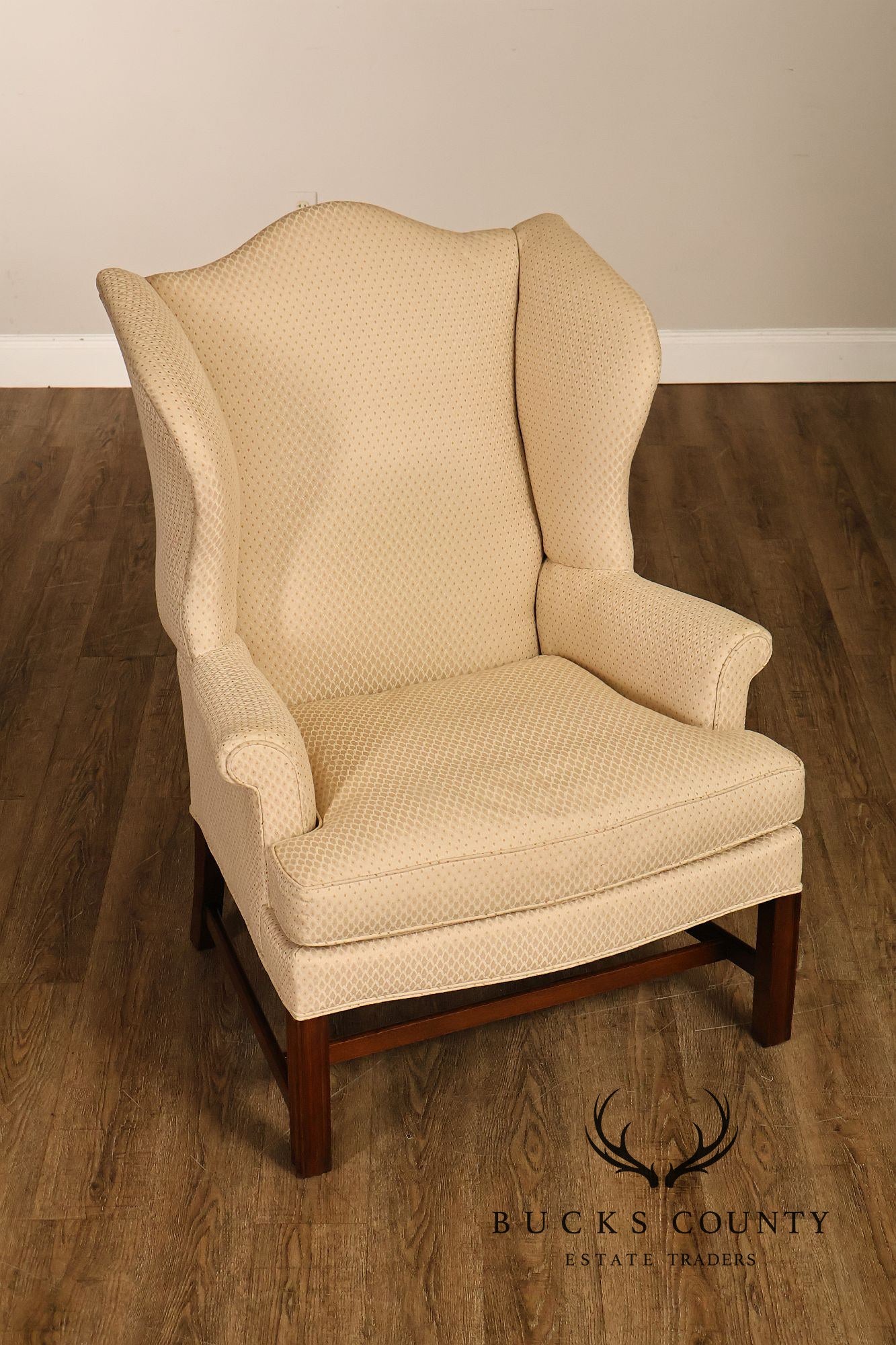 Kittinger Williamsburg Adaptation Chippendale Style Mahogany Wing Chair