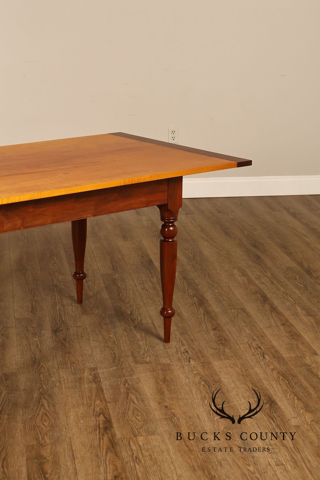 Sheraton Style Benchmade Tiger Maple and Walnut Dining Table